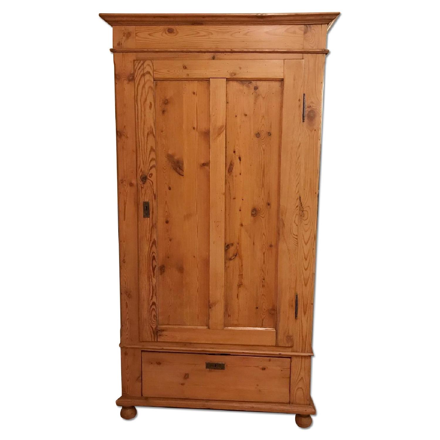 Housing Works NYC Solid Wood AptDeco