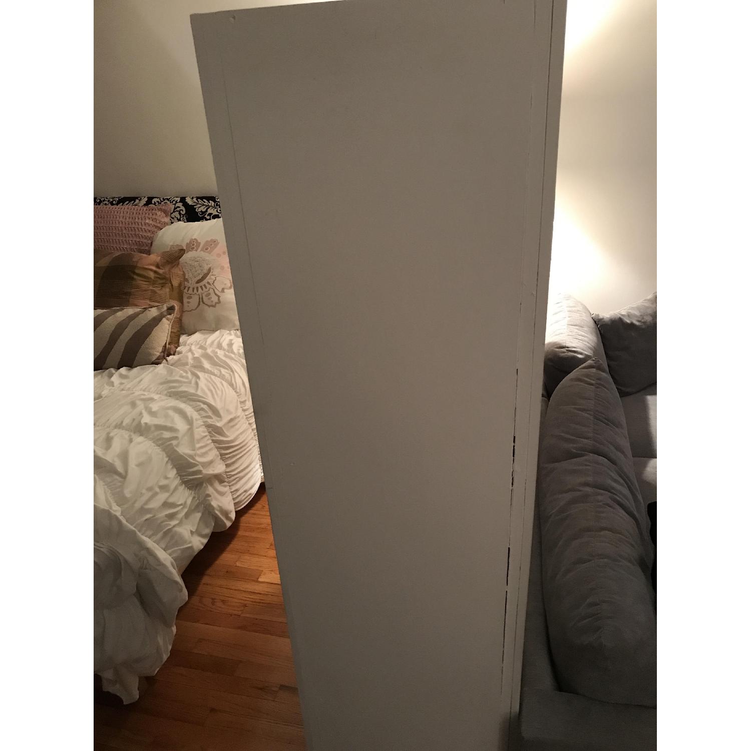 Modern Wardrobe/Divider AptDeco