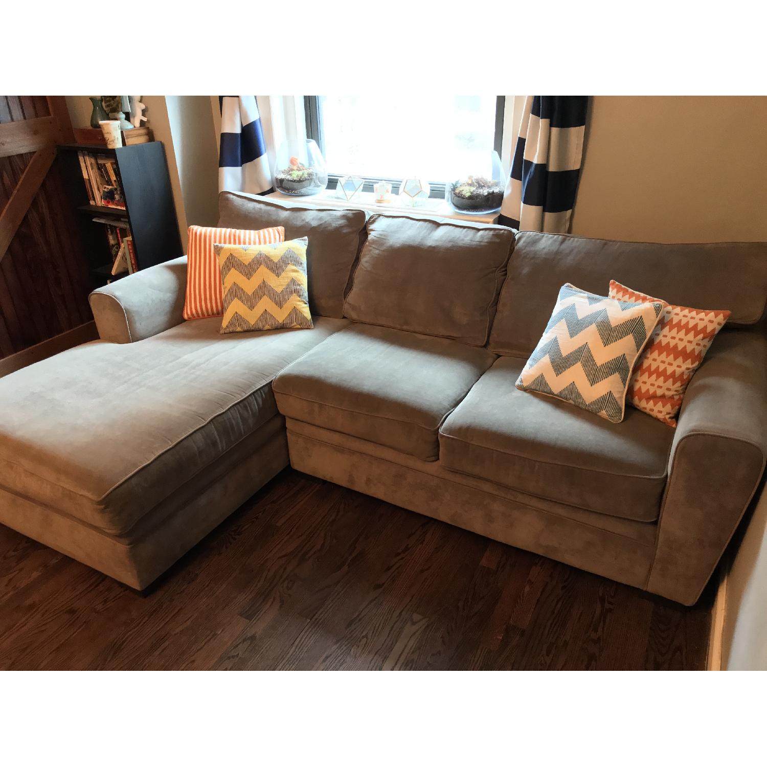 Raymour & Flanigan Artemis II Grey Sectional Sofa w/ Chaise - AptDeco