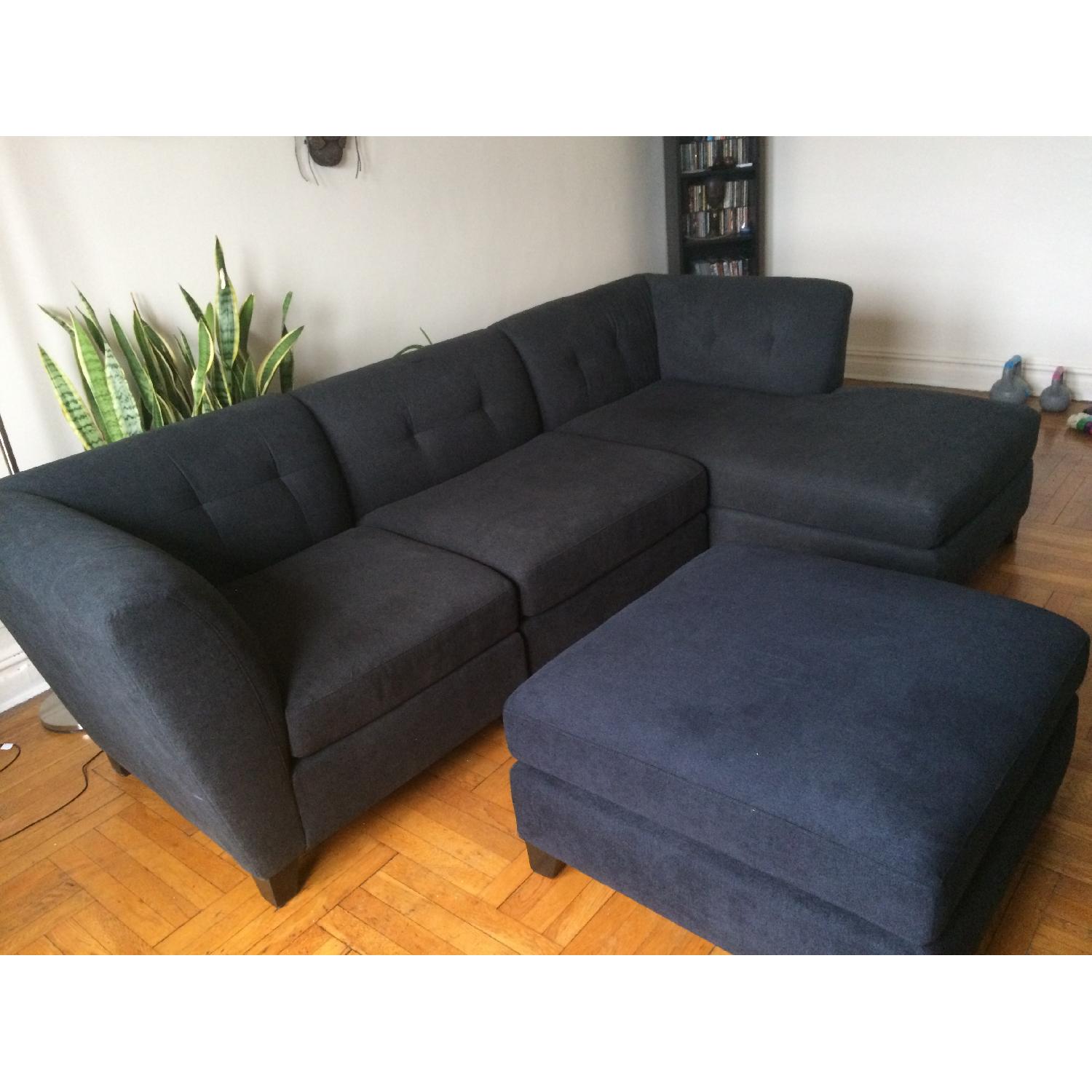Raymour & Flanigan 4 Pie Microfiber Modular Sectional Sofa AptDeco