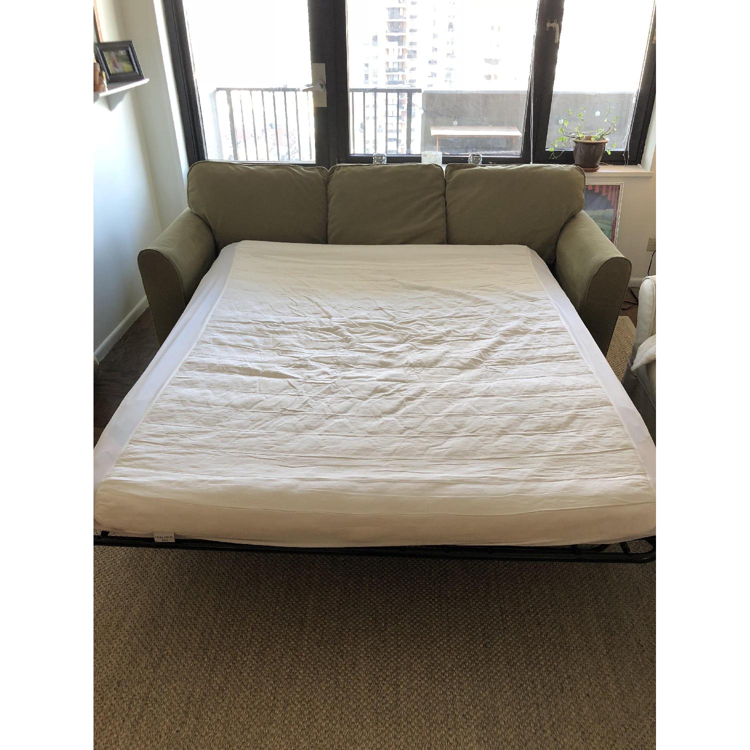 La-Z-Boy Queen Sleeper Sofa in Sage Green - image-4