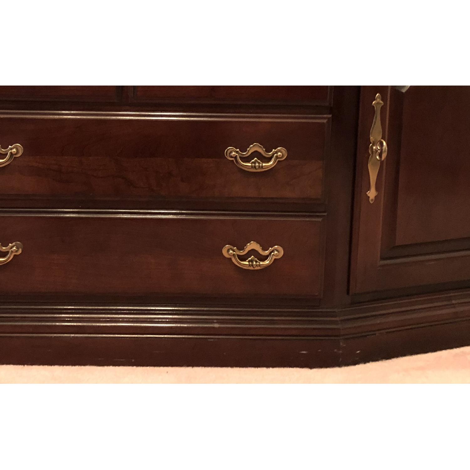 Thomasville Mahogany China Cabinet - image-5