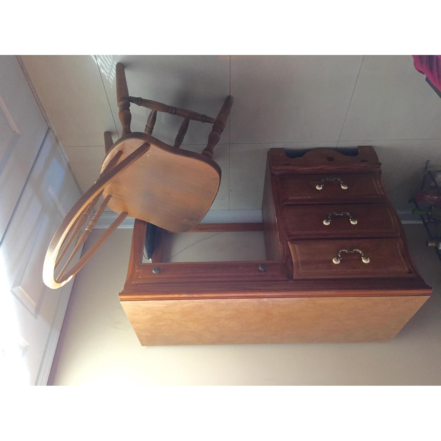 Vintage/Classic Style Desk & Chair - image-2