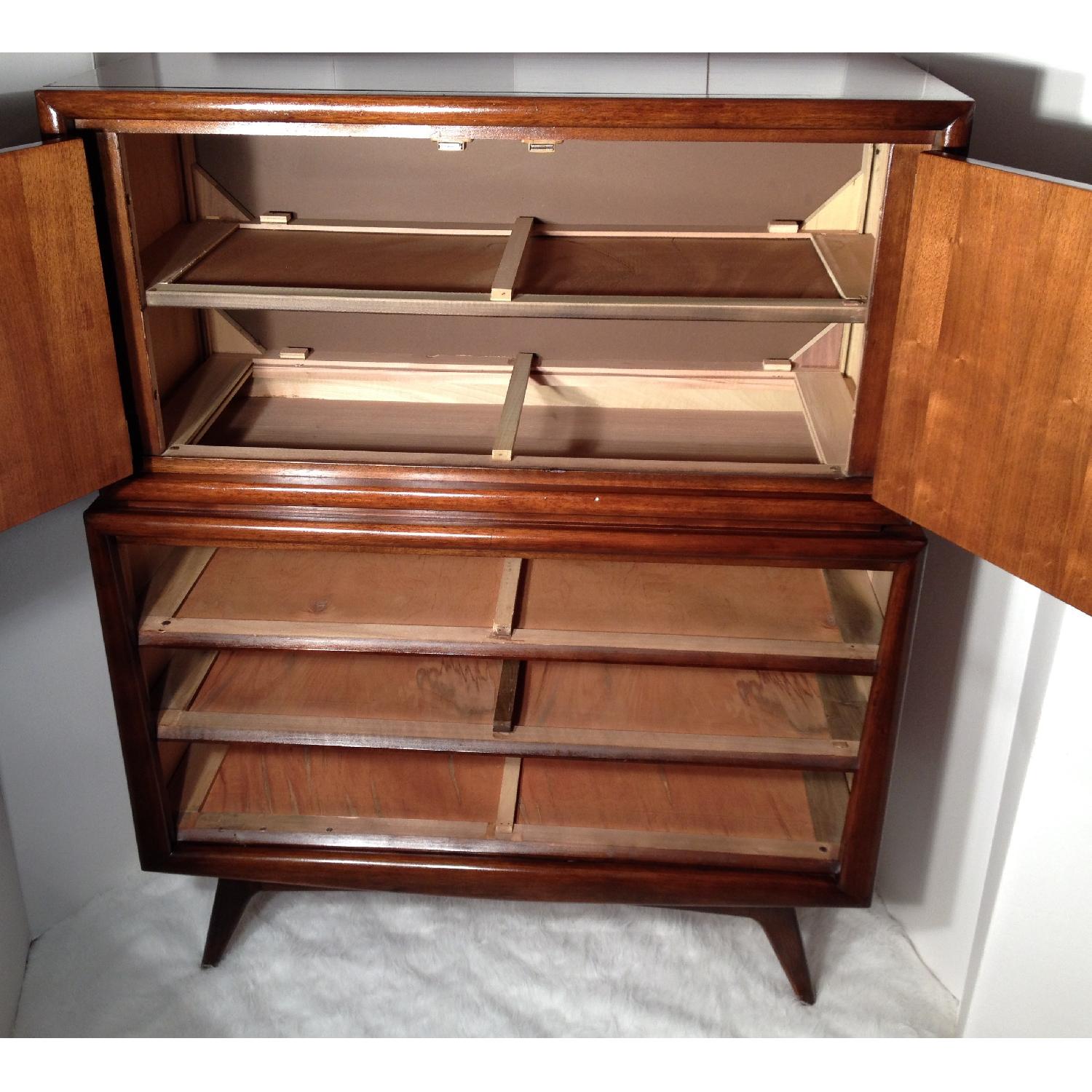 United Furniture Company Mid Century Modern Walnut 5 Drawer Chest on Chest - image-8