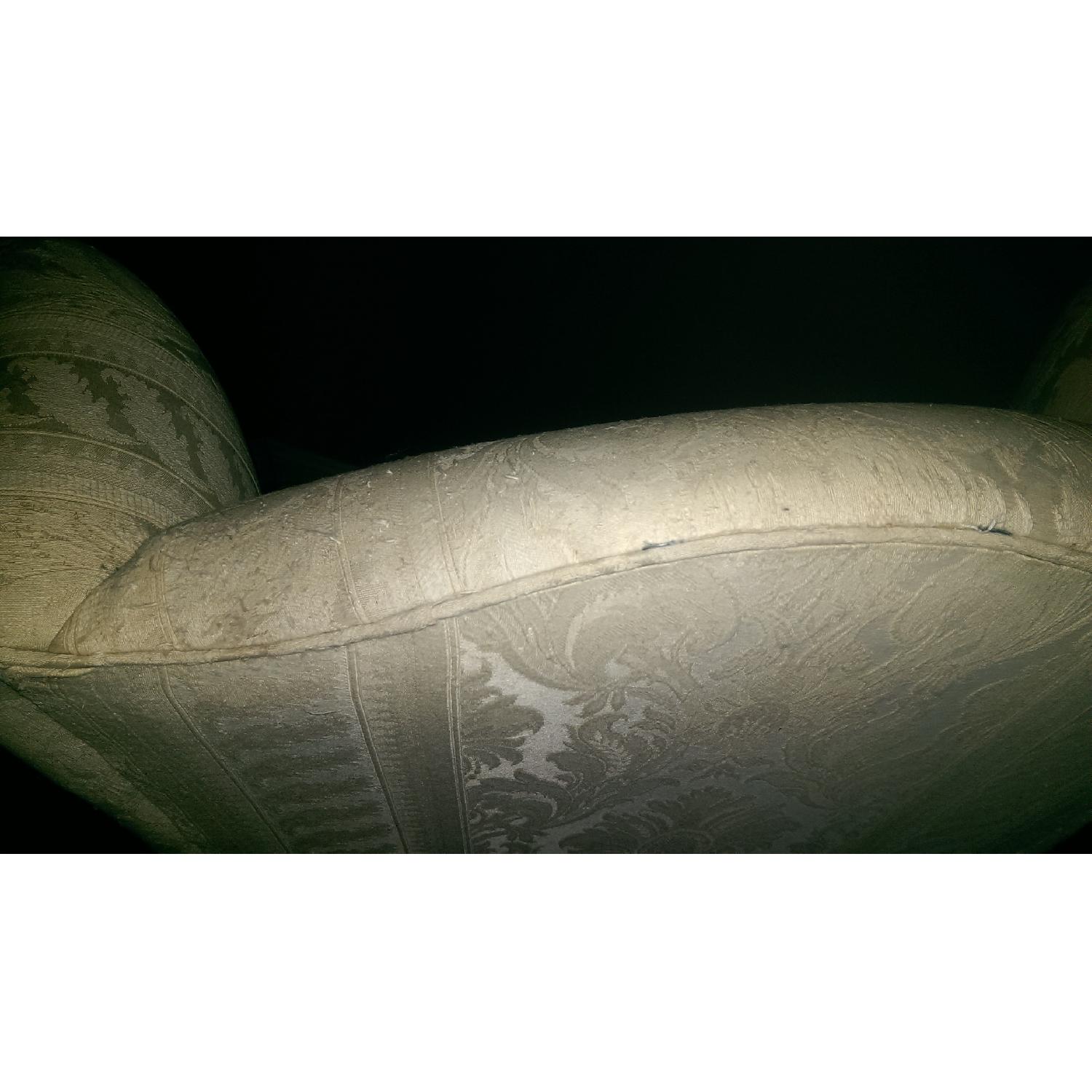 Queen Elizabeth Chair - image-4