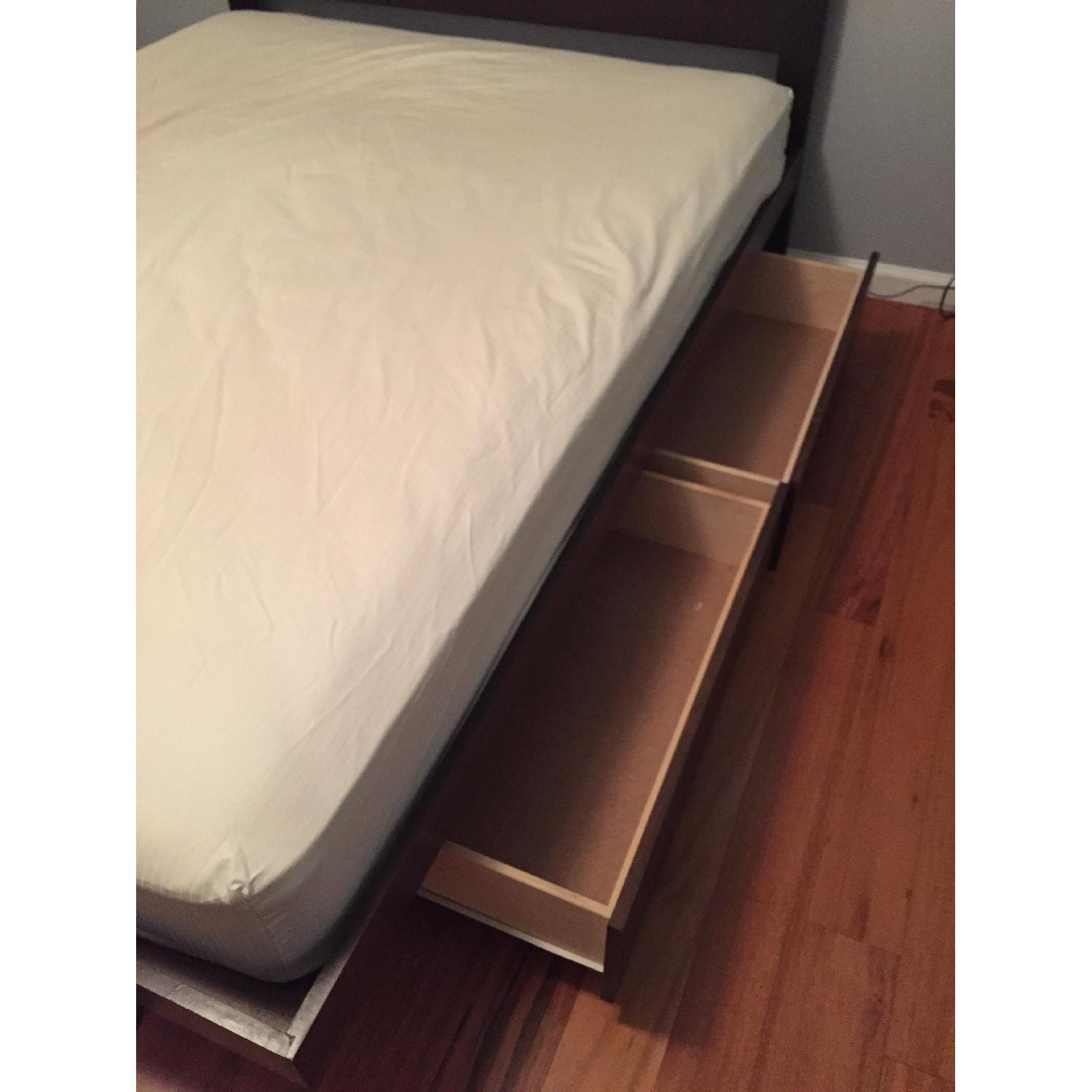 Gothic Queen Platform Bed w/ 4 Drawers & Headboard AptDeco