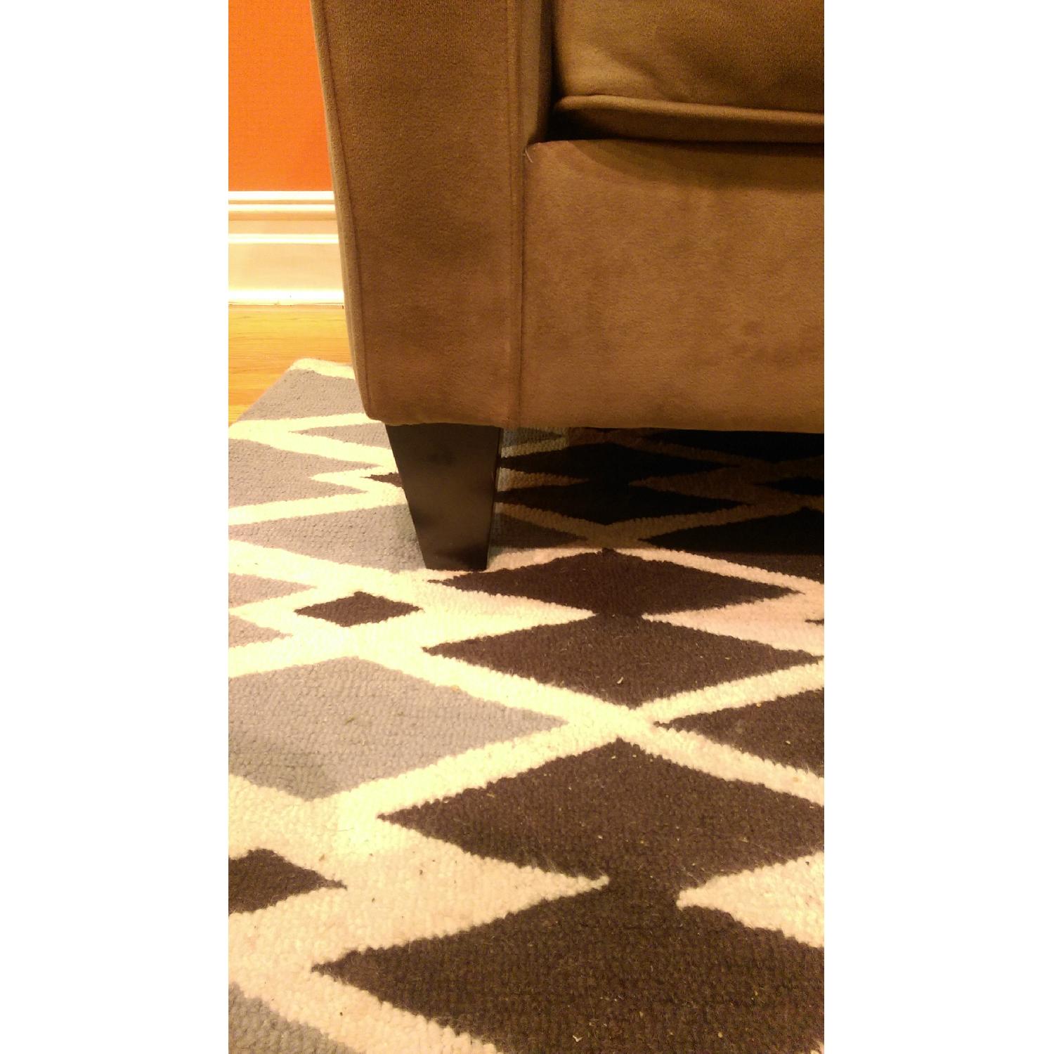 Beige Fabric Couch - image-5