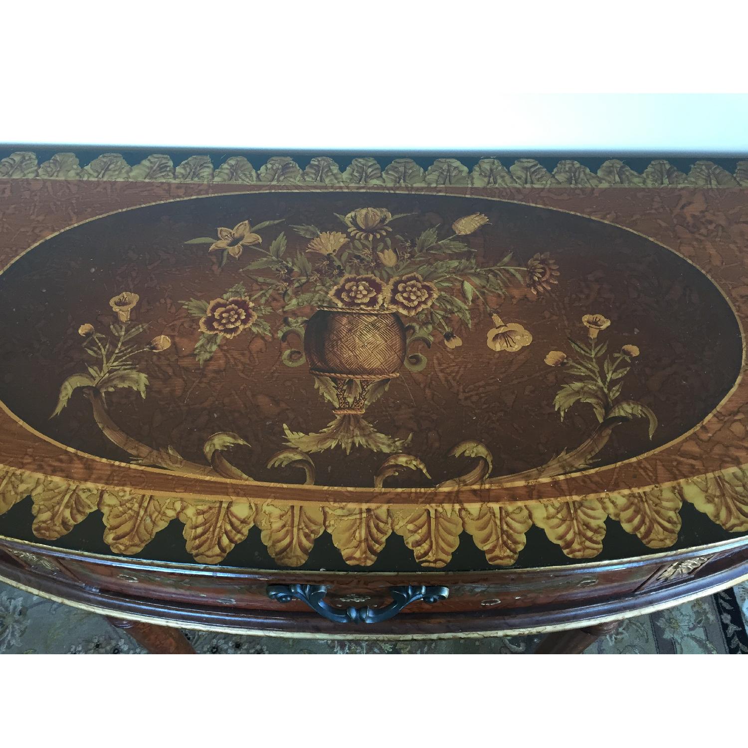 Vintage Foyer Round Table - image-7