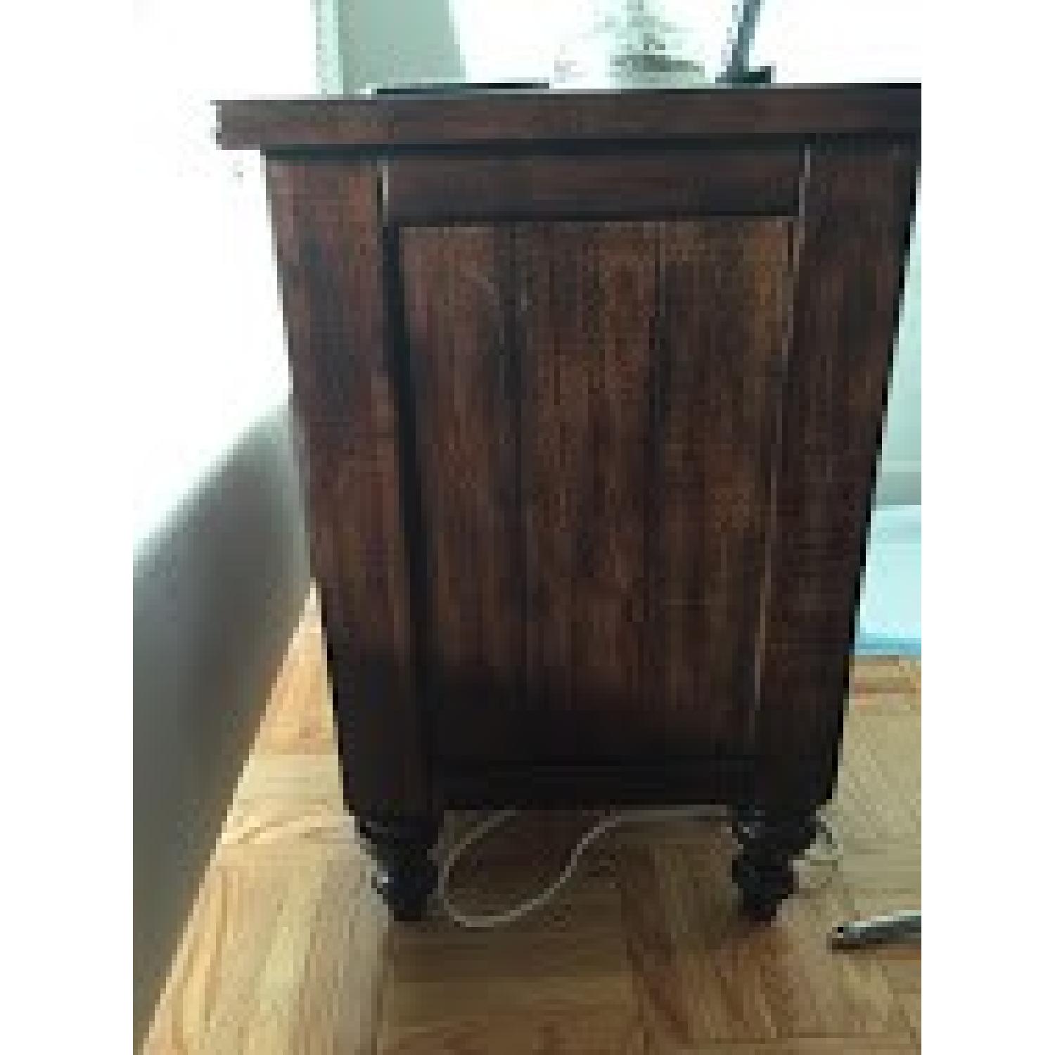 Pottery Barn Ashby 4 Piece Bedroom Set - image-6