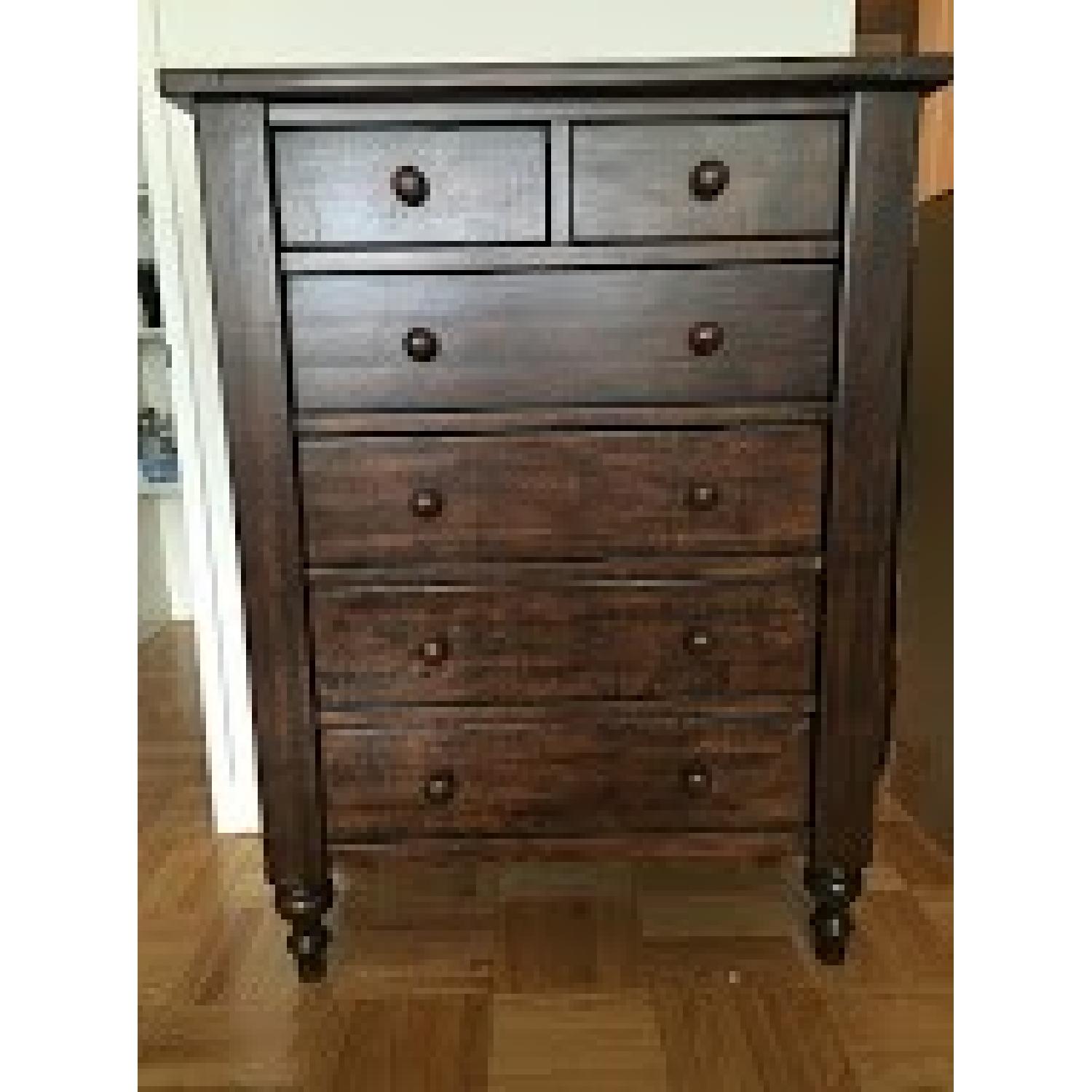 Pottery Barn Ashby 4 Piece Bedroom Set - image-10