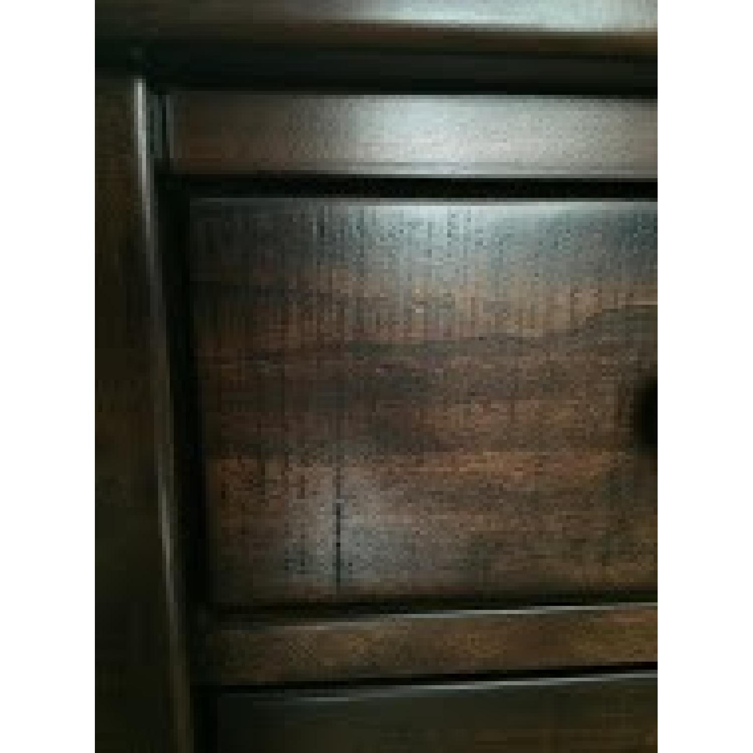 Pottery Barn Ashby 4 Piece Bedroom Set - image-13