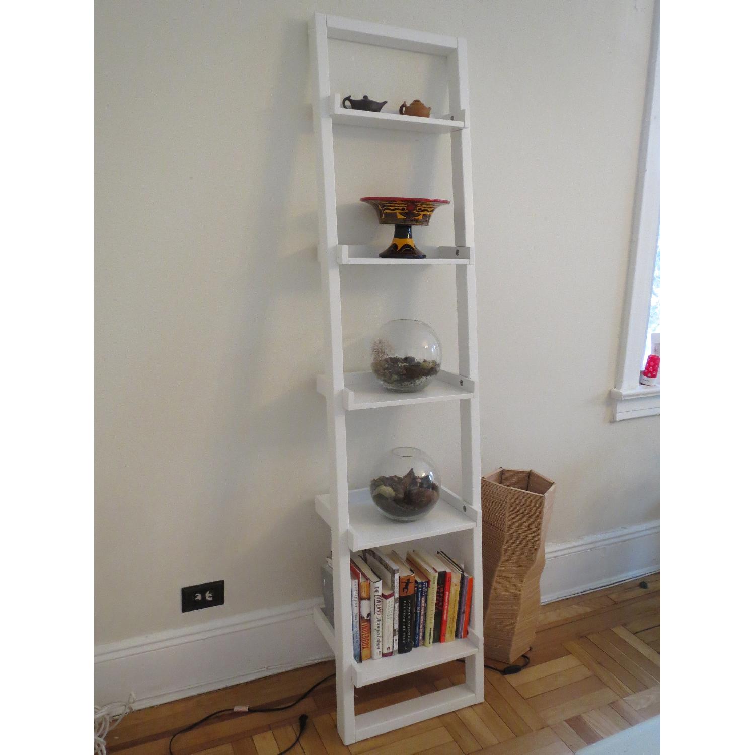 Crate & Barrel Leaning Ladder Bookcase AptDeco