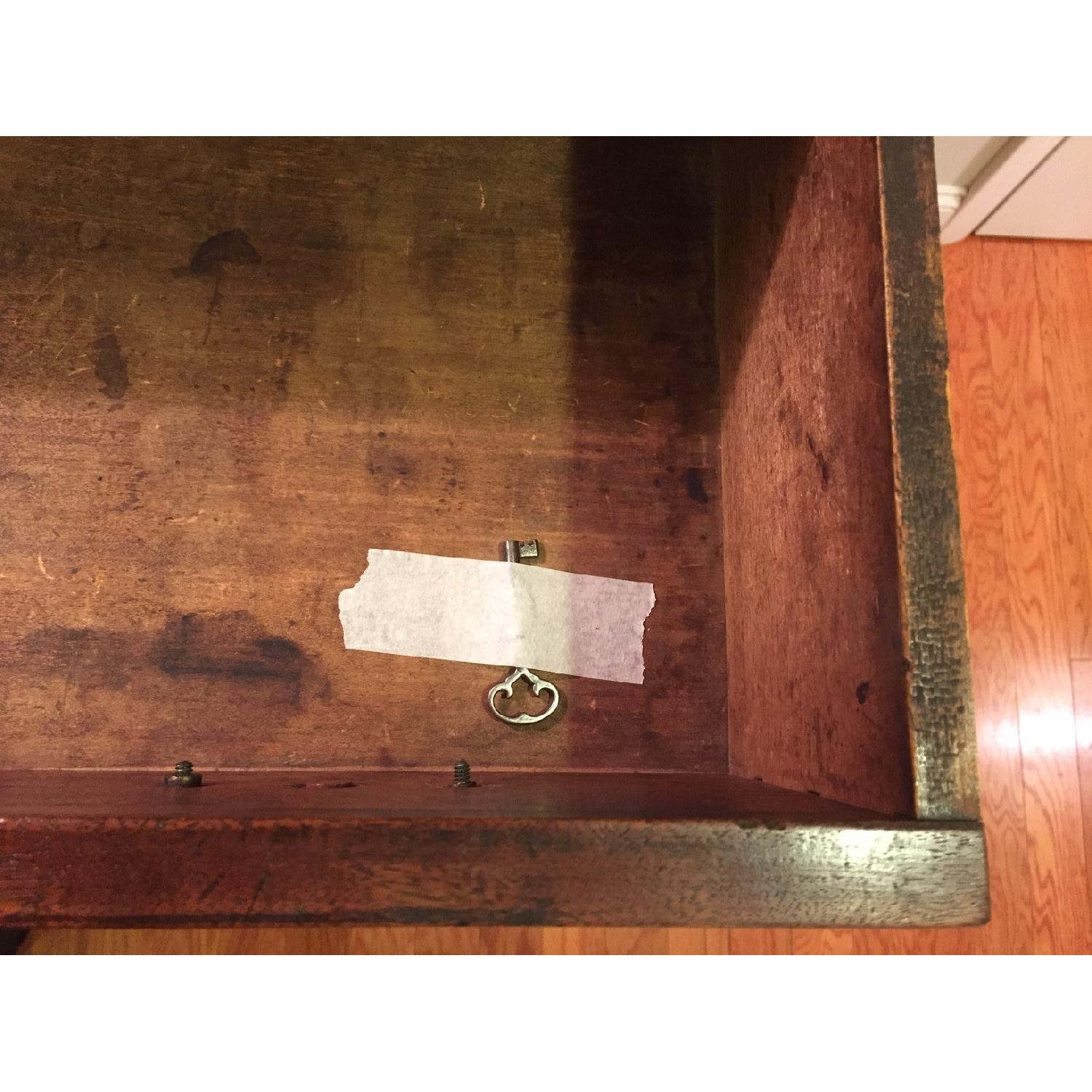 Antique Early 19th-Century American Chest of Drawers - image-7