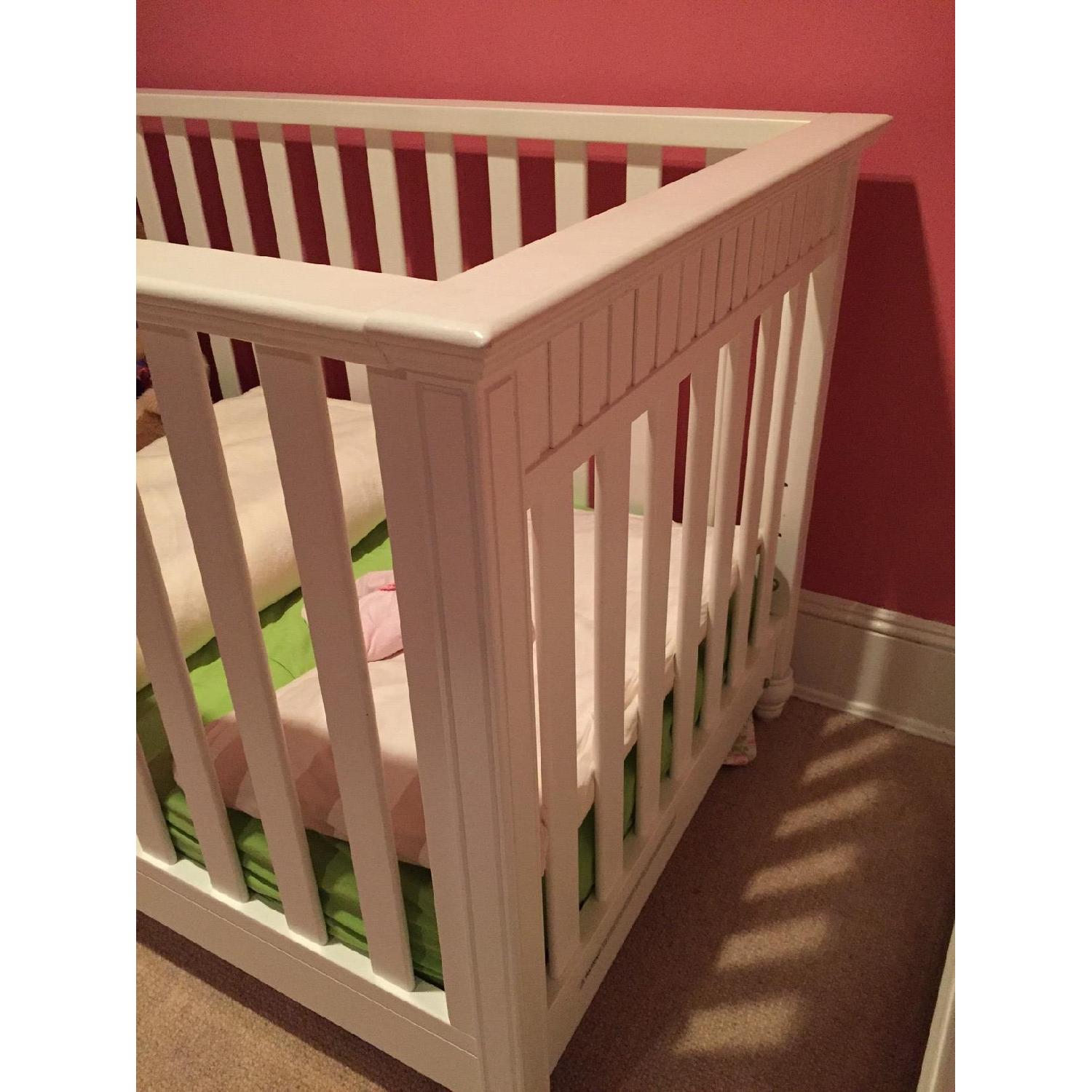 Babi Italia Convertible Crib/Toddler Bed - AptDeco