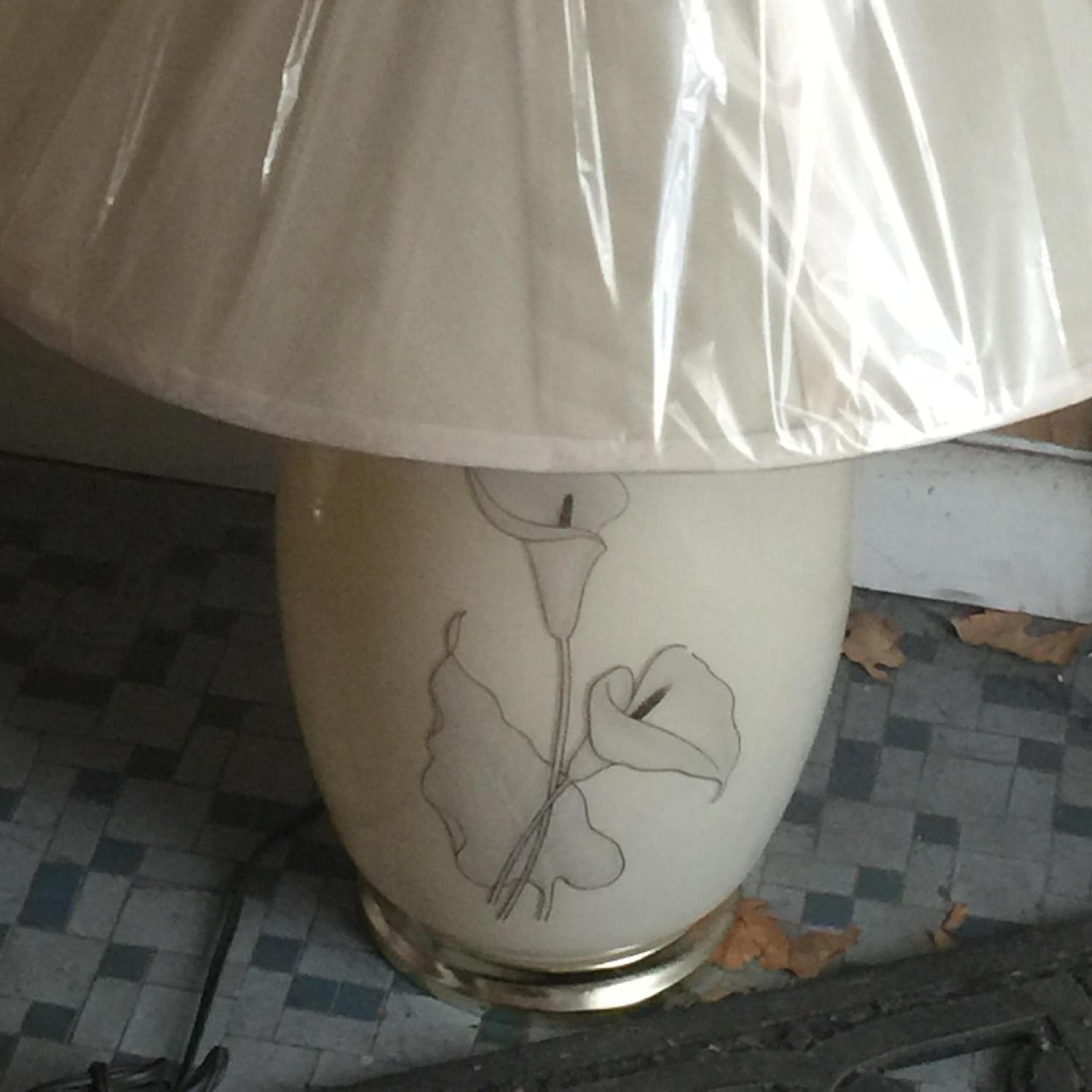 Vintage Early 60's Large Glass Off White Lamps w/ Flower Design Lampshades - Pair - image-1