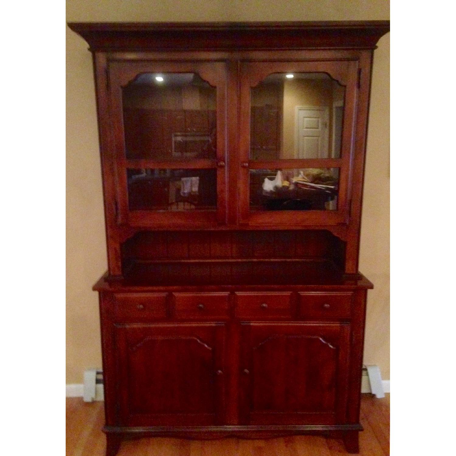 Nichols & Stone Dining Table w/ 8 Chairs + Hutch - image-2