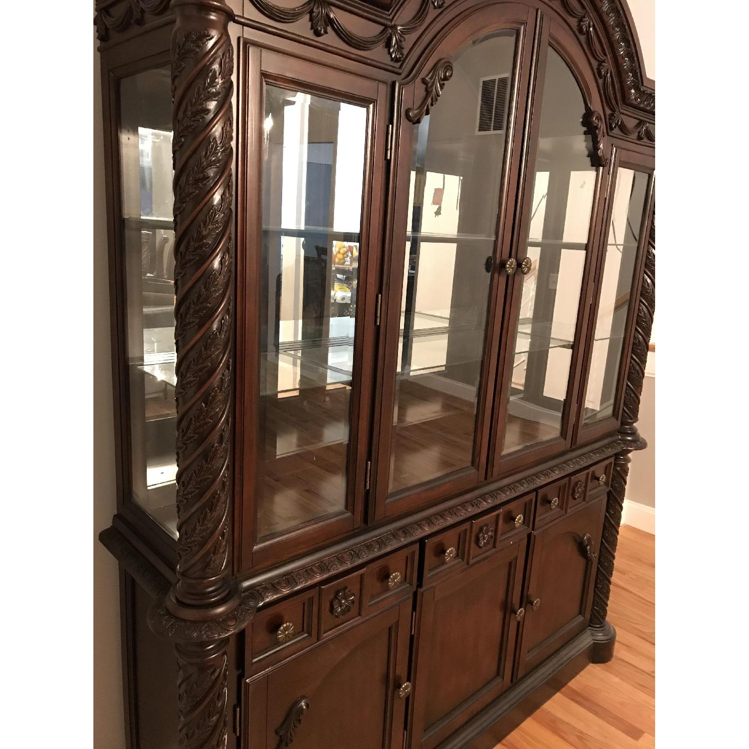 Ashley North Shore China AptDeco