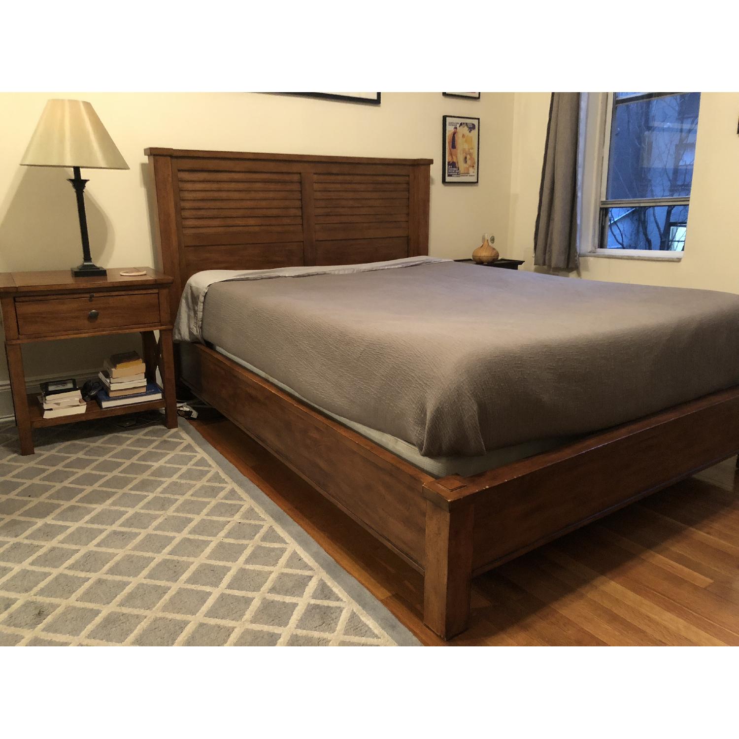 Ethan Allen Drake Queen Bed Frame - image-1