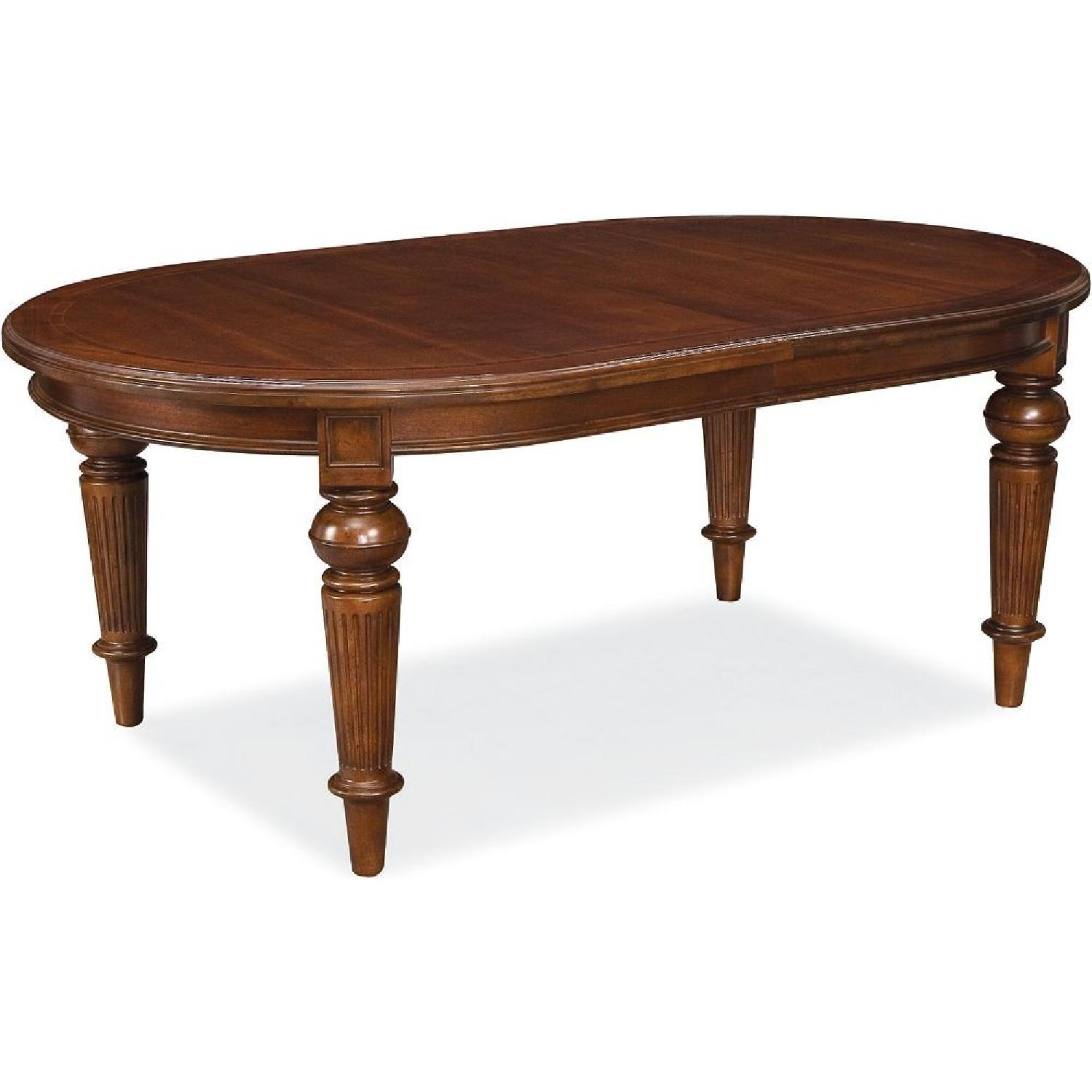 Thomasville Fredericksburg Oval Dining Table w/ 4 Chairs - image-4