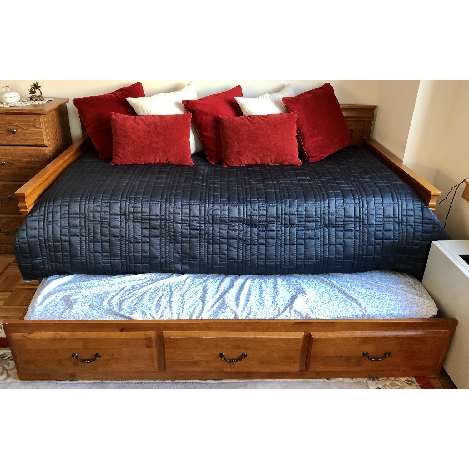 Solid Wood Bed Daybed w/ Trundle - image-3