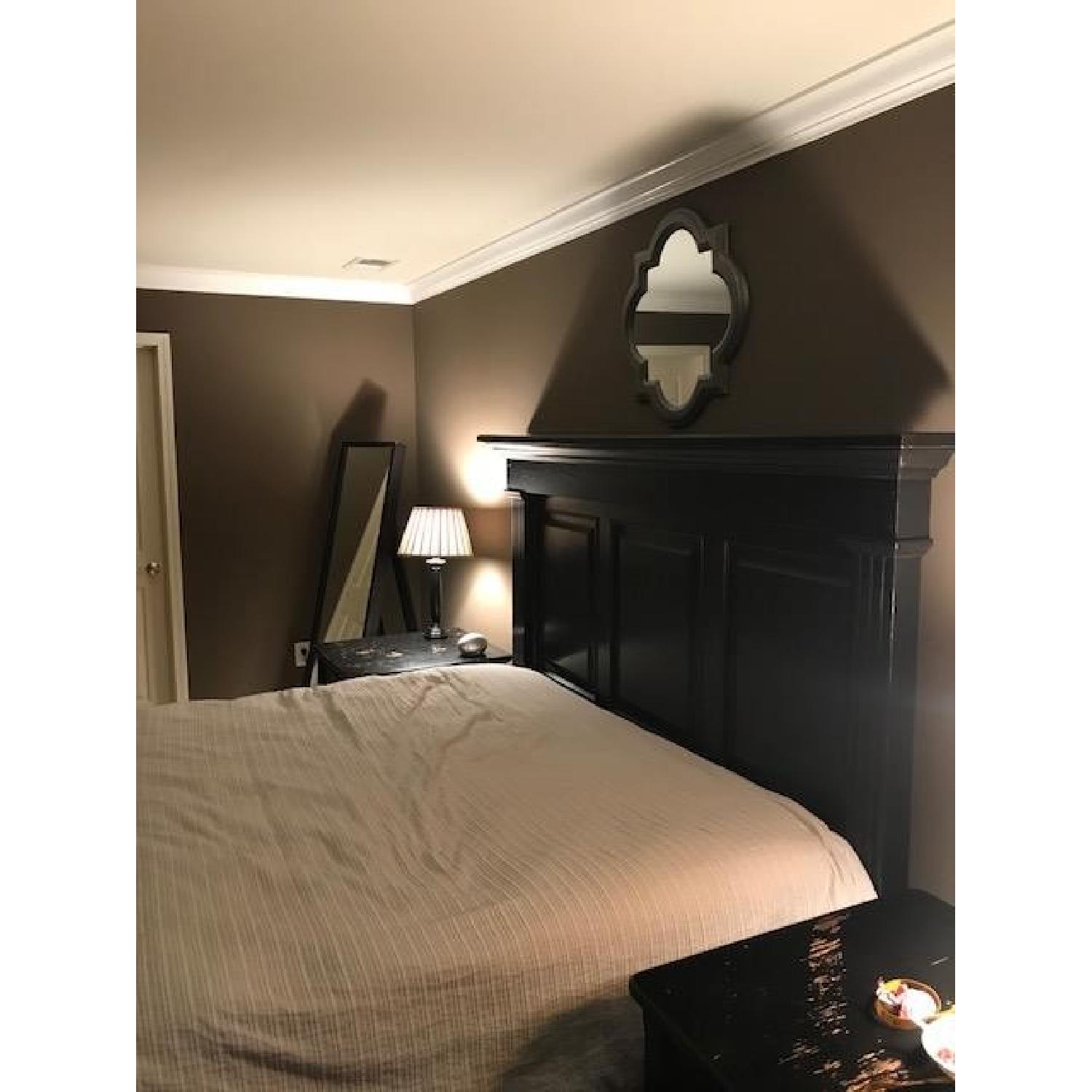 Thomasville King Size Bed Frame w/ Headboard & Footboard - image-3