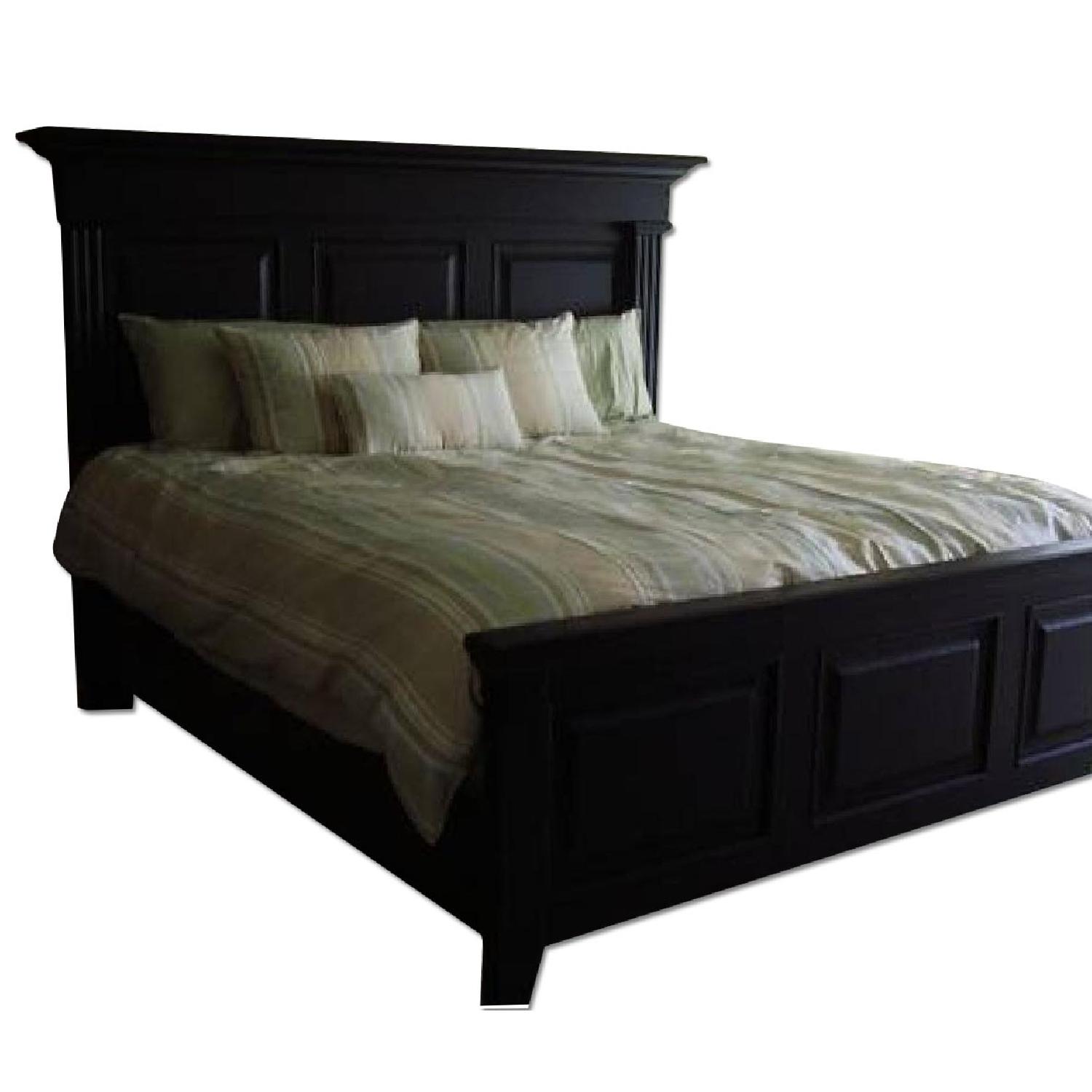 Thomasville King Size Bed Frame w/ Headboard & Footboard AptDeco