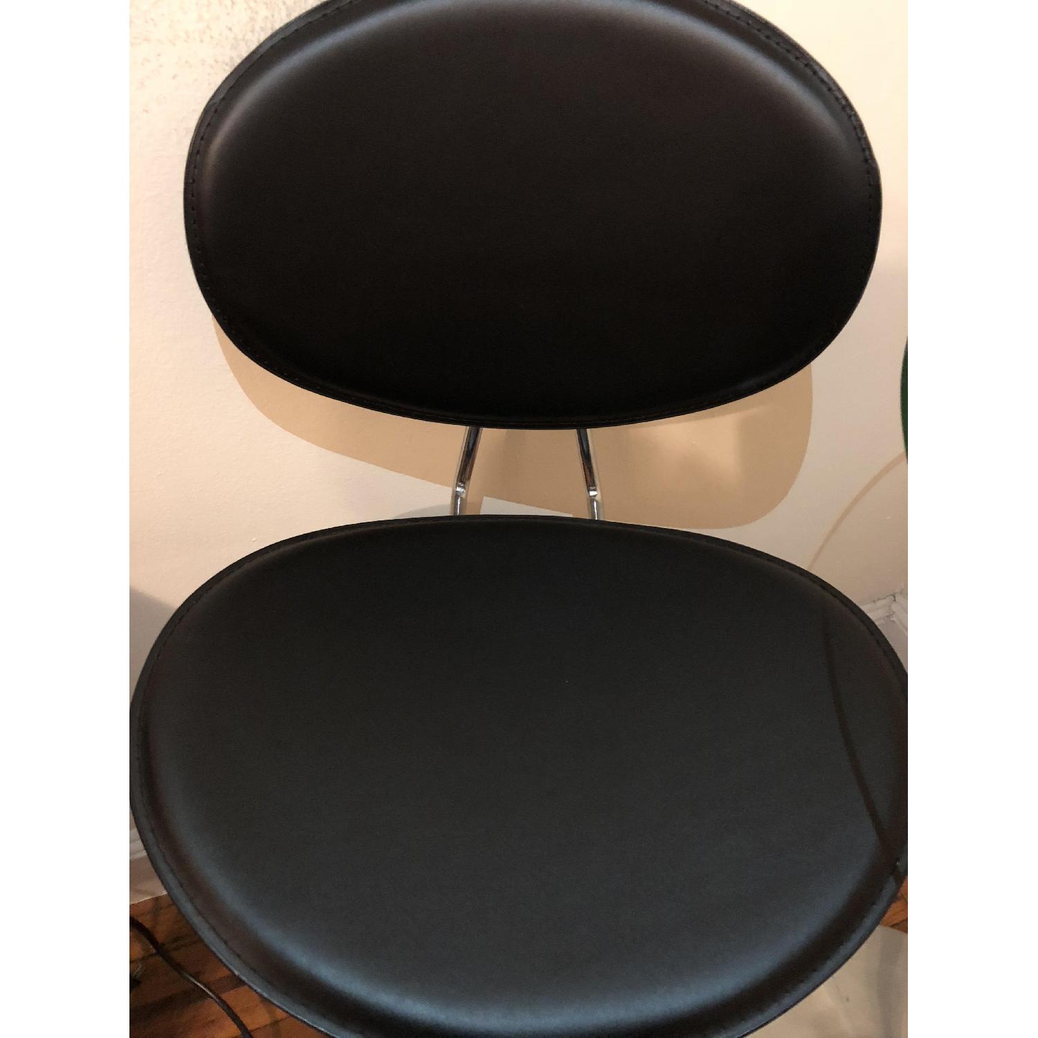 Dania Glass Bar Table w/ 2 Stools - image-2