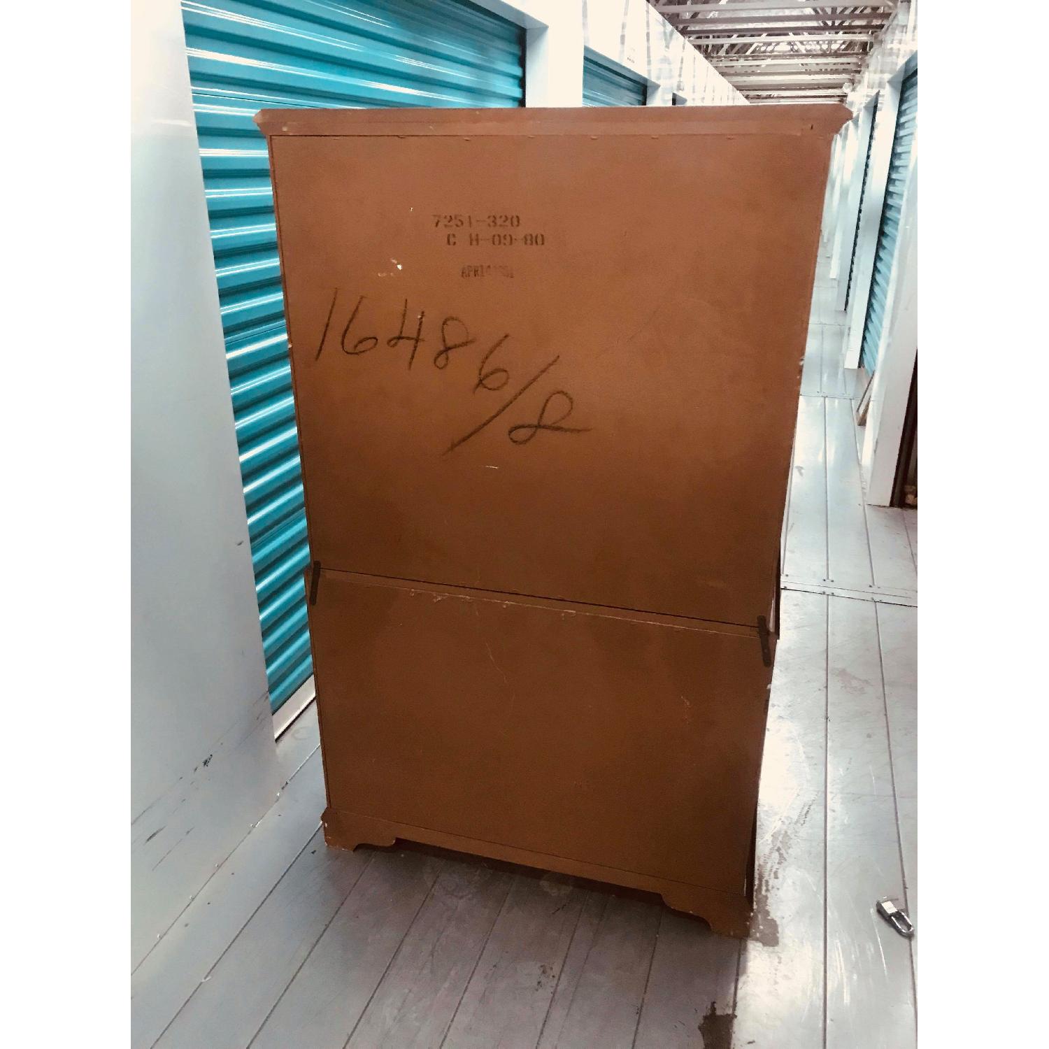 Thomasville Large Highboy 8 Drawer Cherry Wood Dresser - image-4