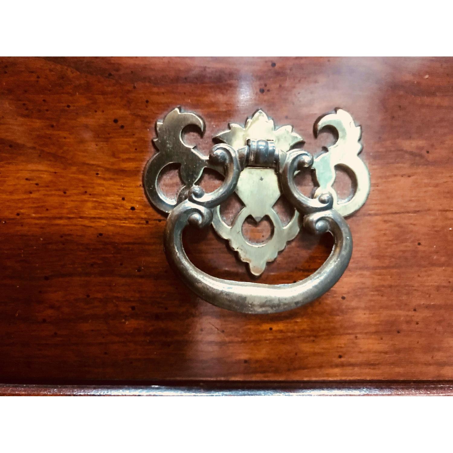 Thomasville Large Highboy 8 Drawer Cherry Wood Dresser - image-9