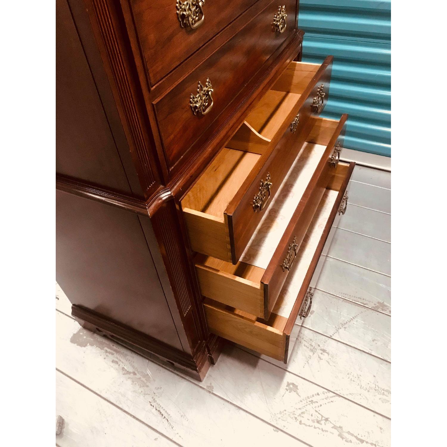 Thomasville Large Highboy 8 Drawer Cherry Wood Dresser - image-16