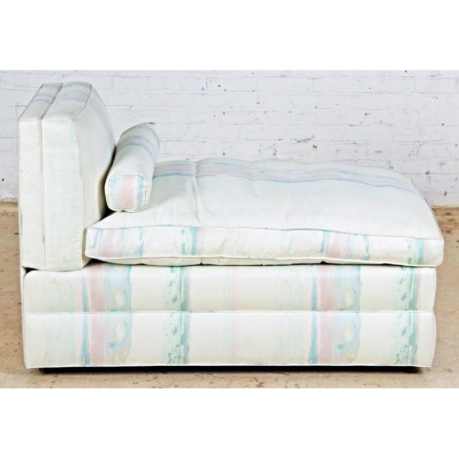 Down Mechanical Chaise Lounge AptDeco down-mechanical-chaise-lounge-aptdeco