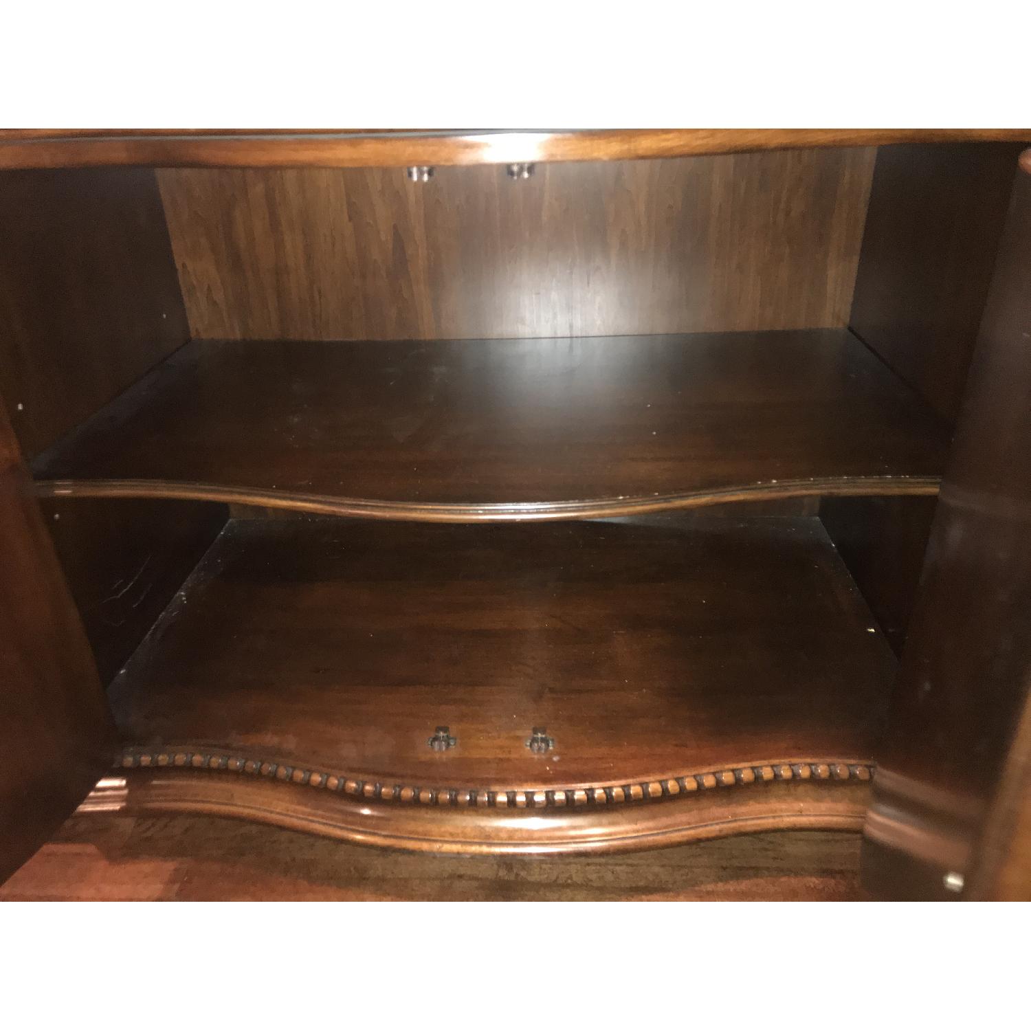 Hooker Furniture Mahogany Detailed Wood Chest - image-6