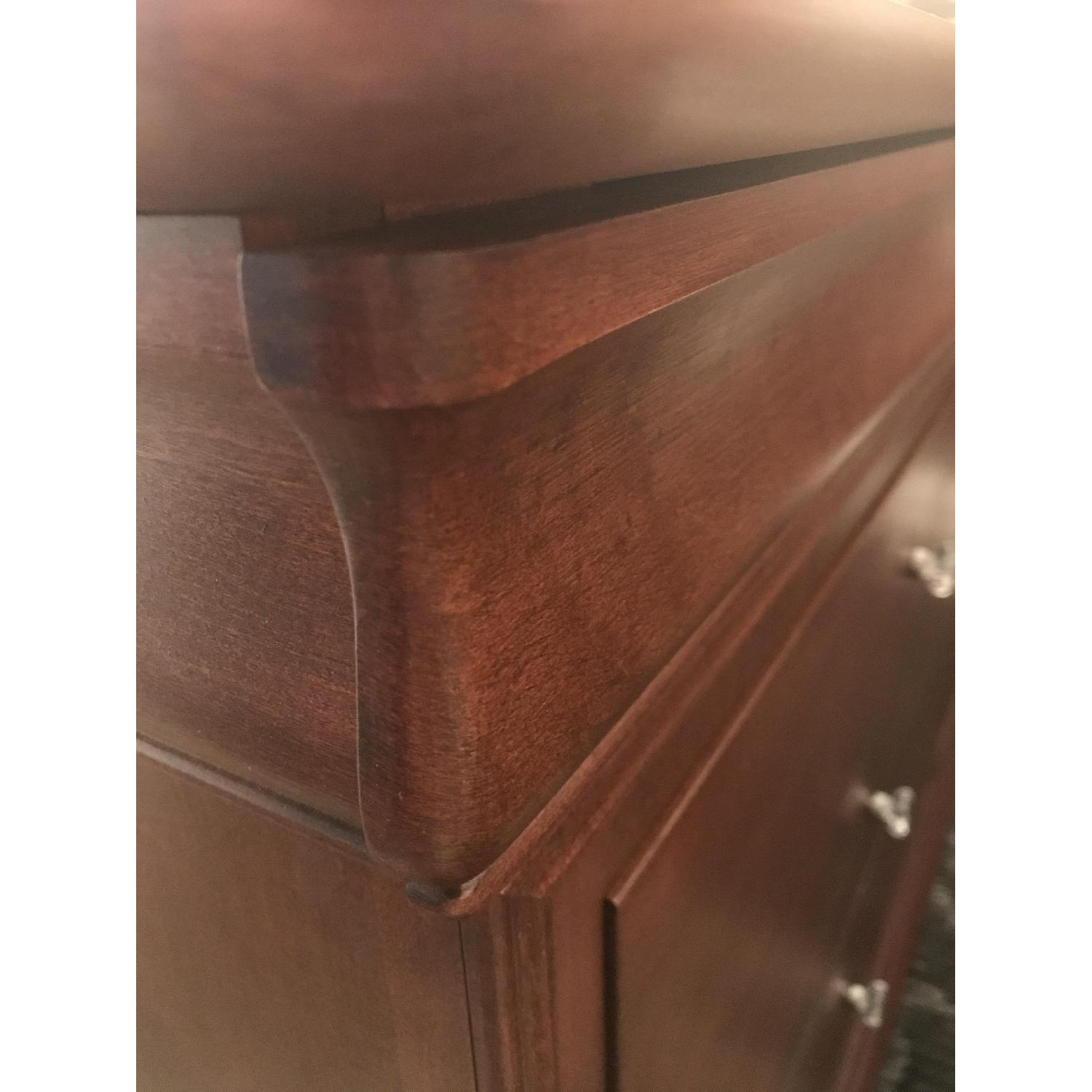 Macy's 8 Drawer Dresser - image-7