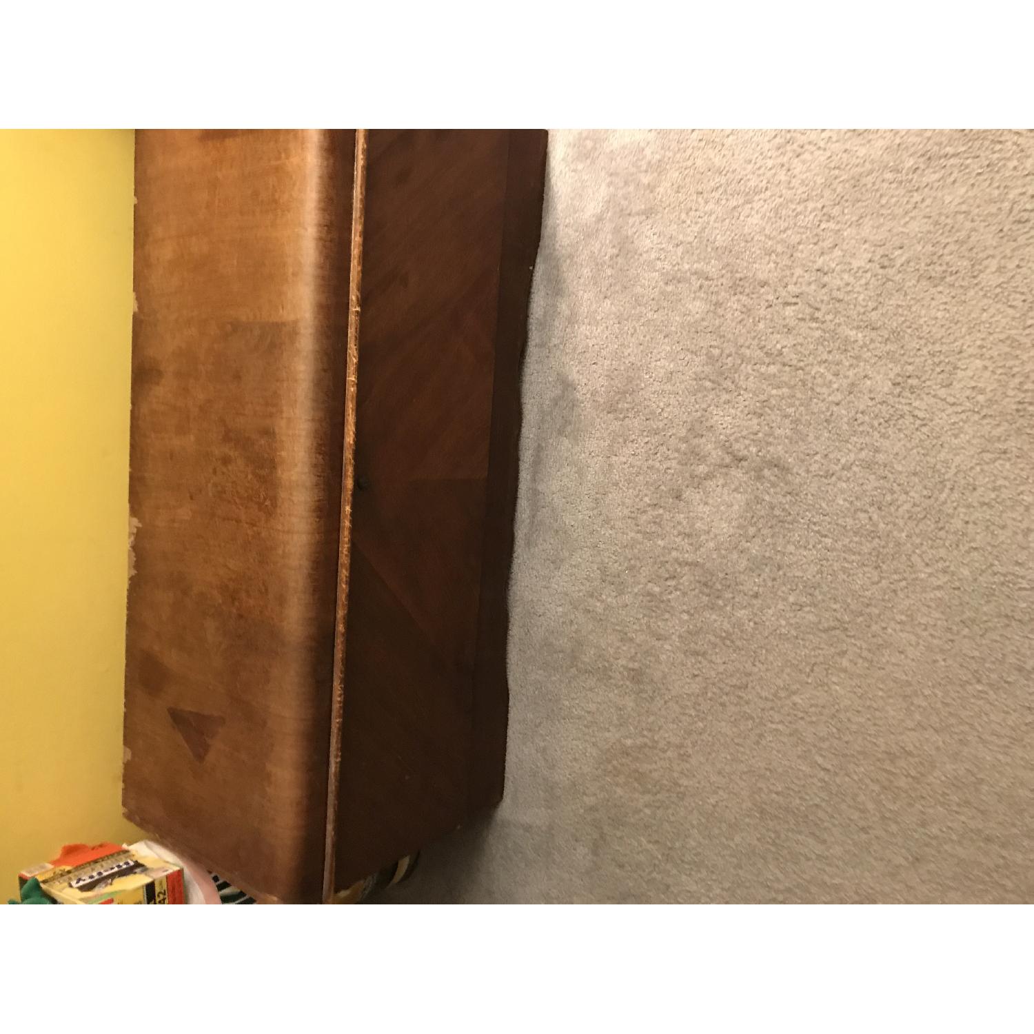 Lane Vintage 1940 Cedar Chest - image-8