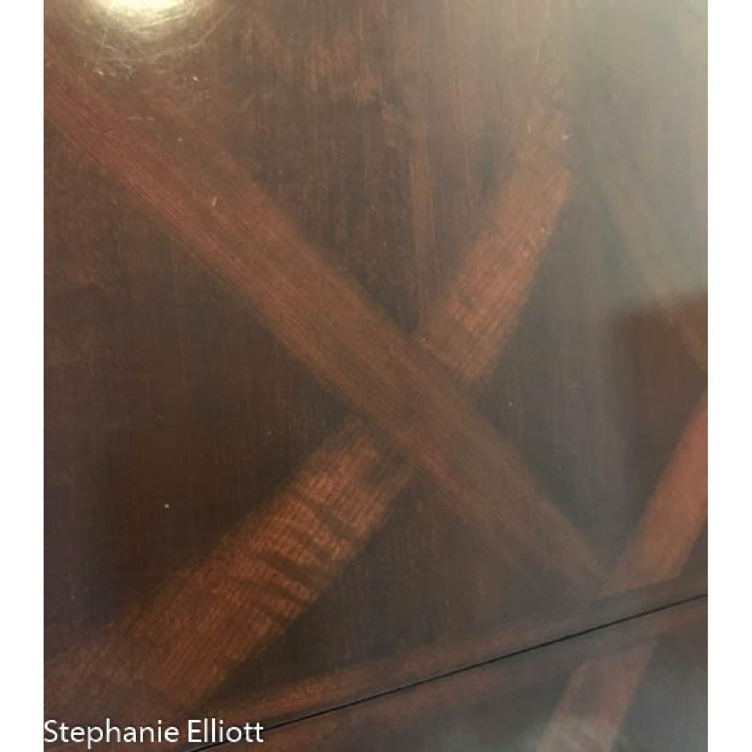 Bassett Dining Table w/ 4 Chairs - image-6