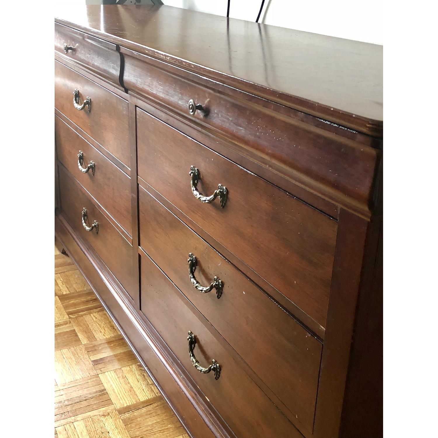 Drexel Heritage 8-Drawer Dresser - image-3