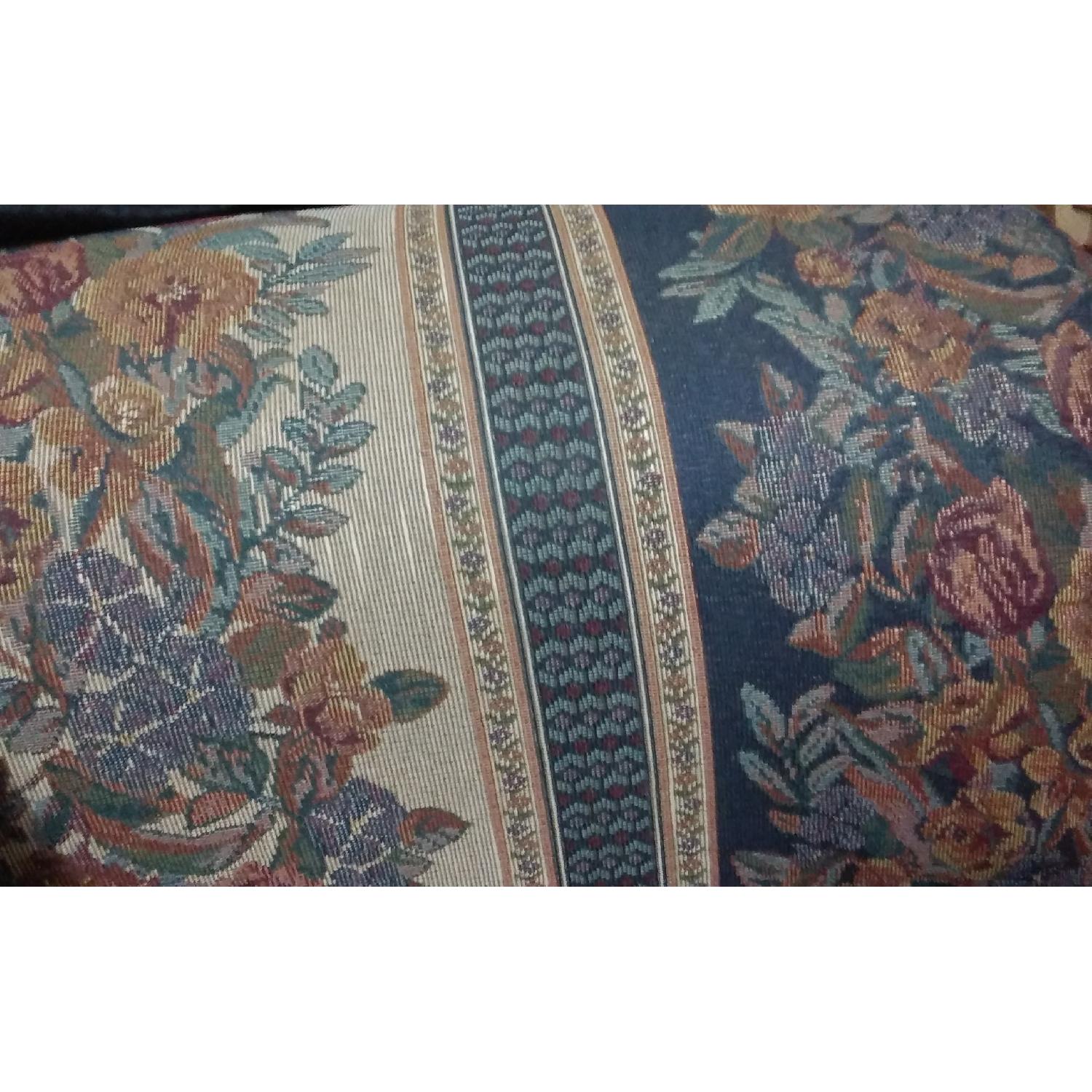 Grey Linen Sofa - image-5