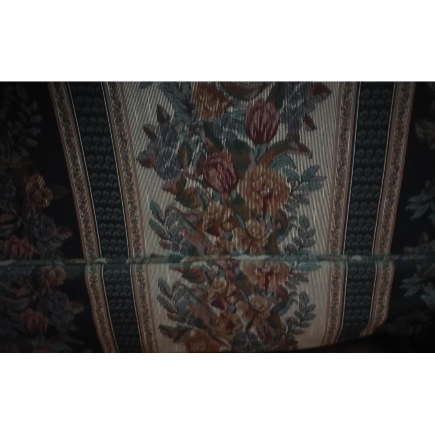 Grey Linen Sofa - image-6