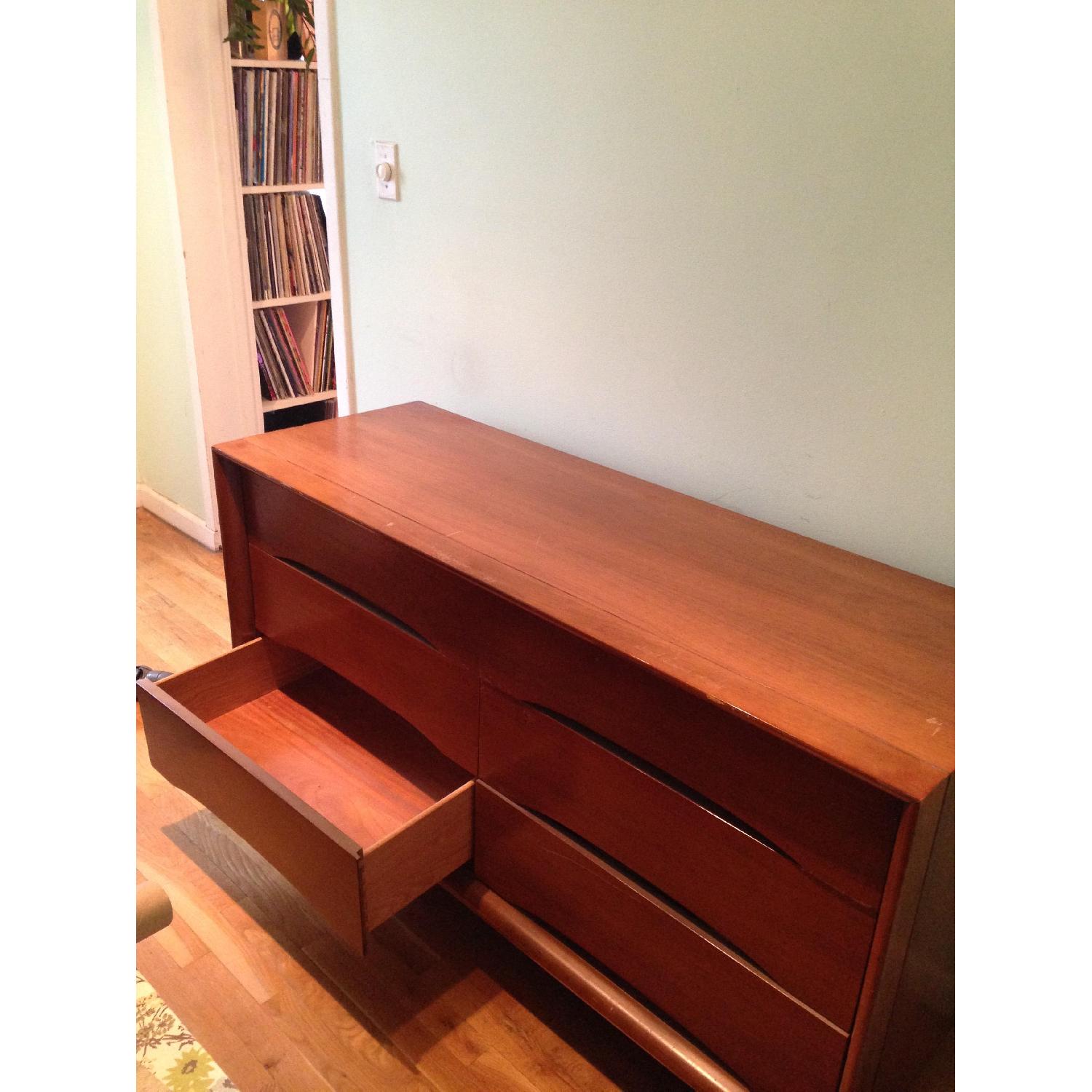 Kent Coffey The Elegante 4 Piece Bedroom Set - image-12