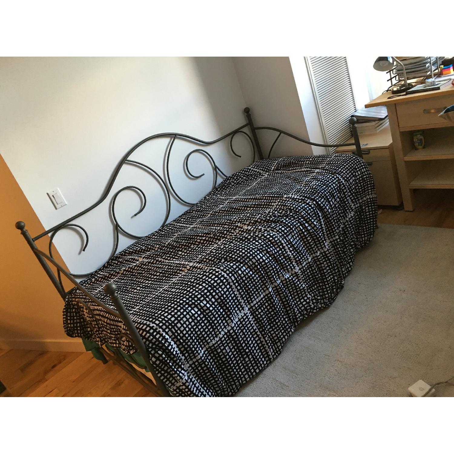 Sleepy's The Caroline Daybed w/ Pop up Trundle - image-4