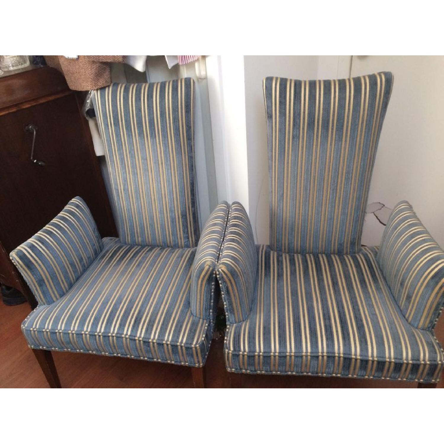 Classic Butaca Armchairs - Pair - image-1