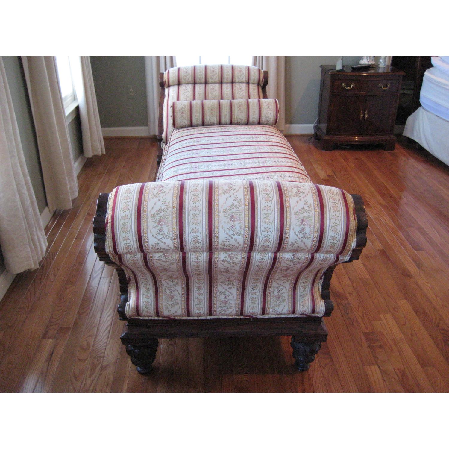 Vintage Traditional Chaise Lounge - image-3