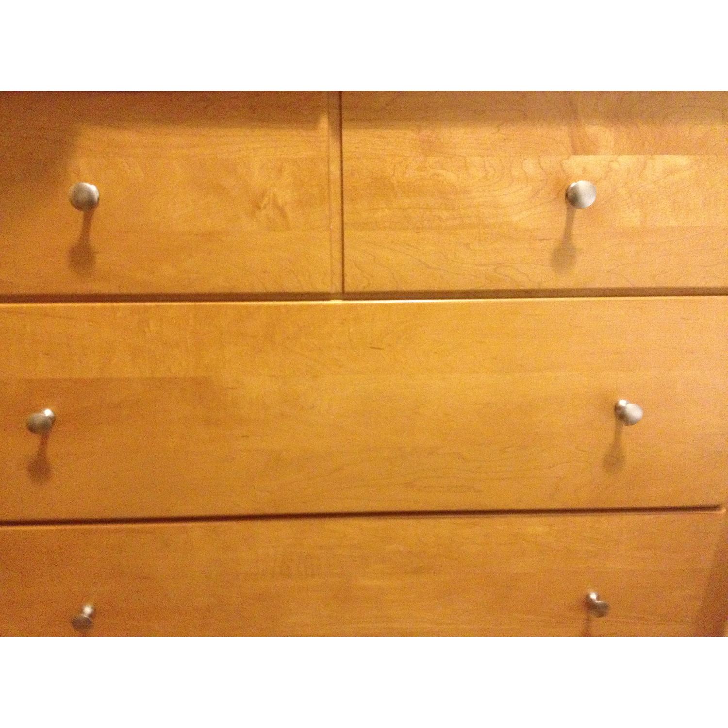 Stanley Furniture Co. 5 Drawer Dresser - image-2