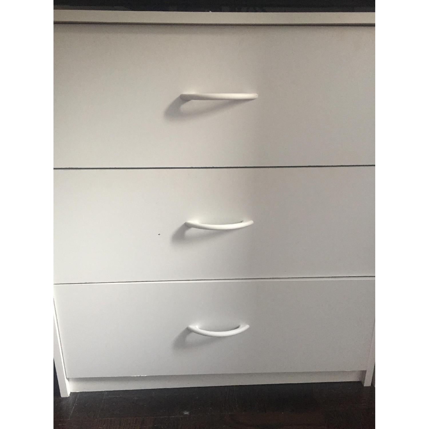 3 Drawer Dresser in White - image-2