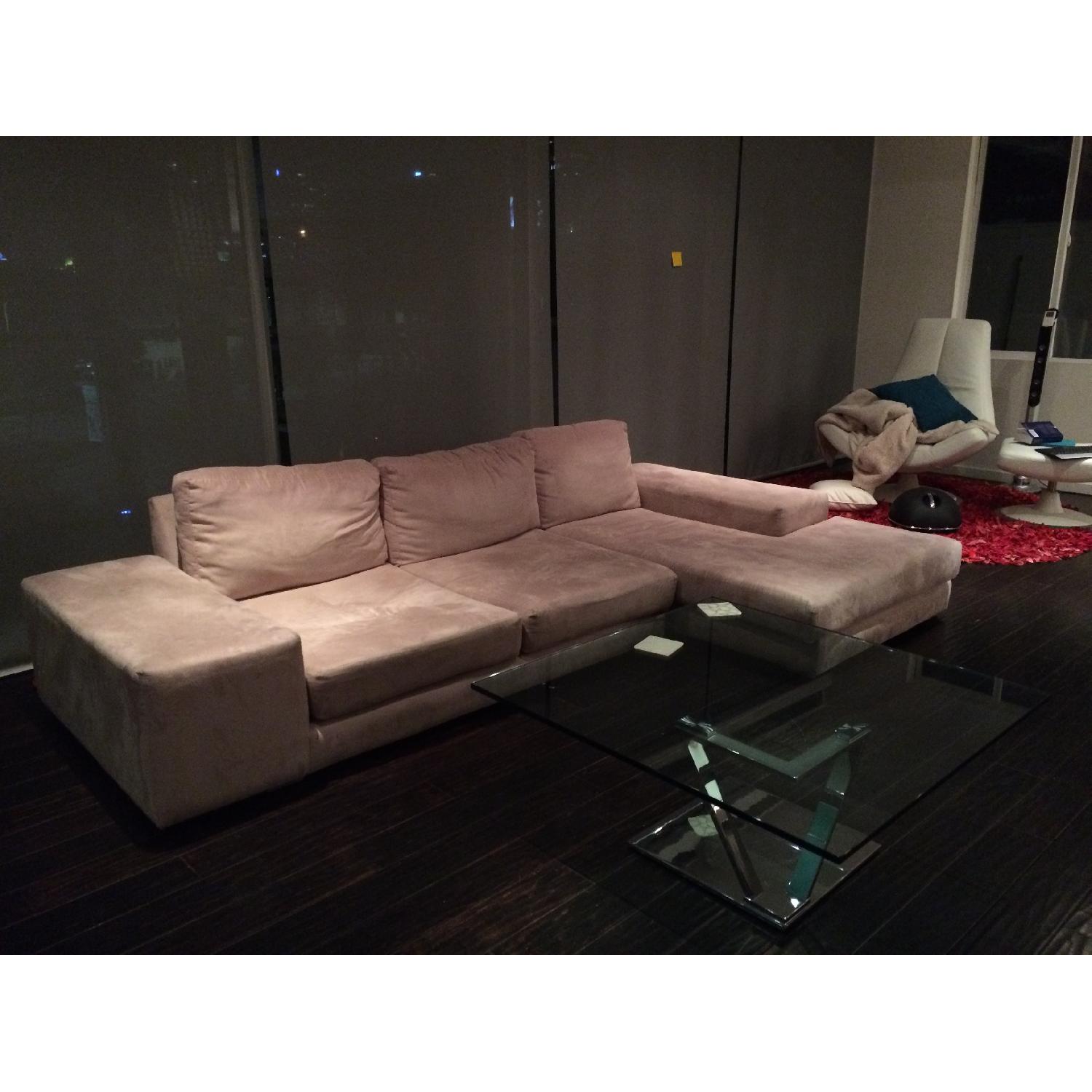 Viesso Strata Sectional with Chaise - image-1