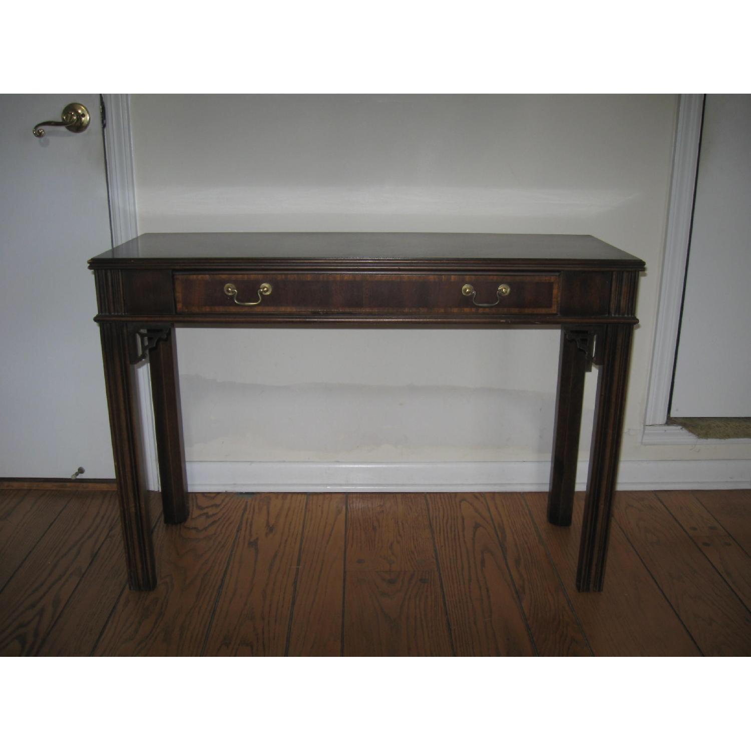 Lane Altavista Sofa/Hall Table - image-1