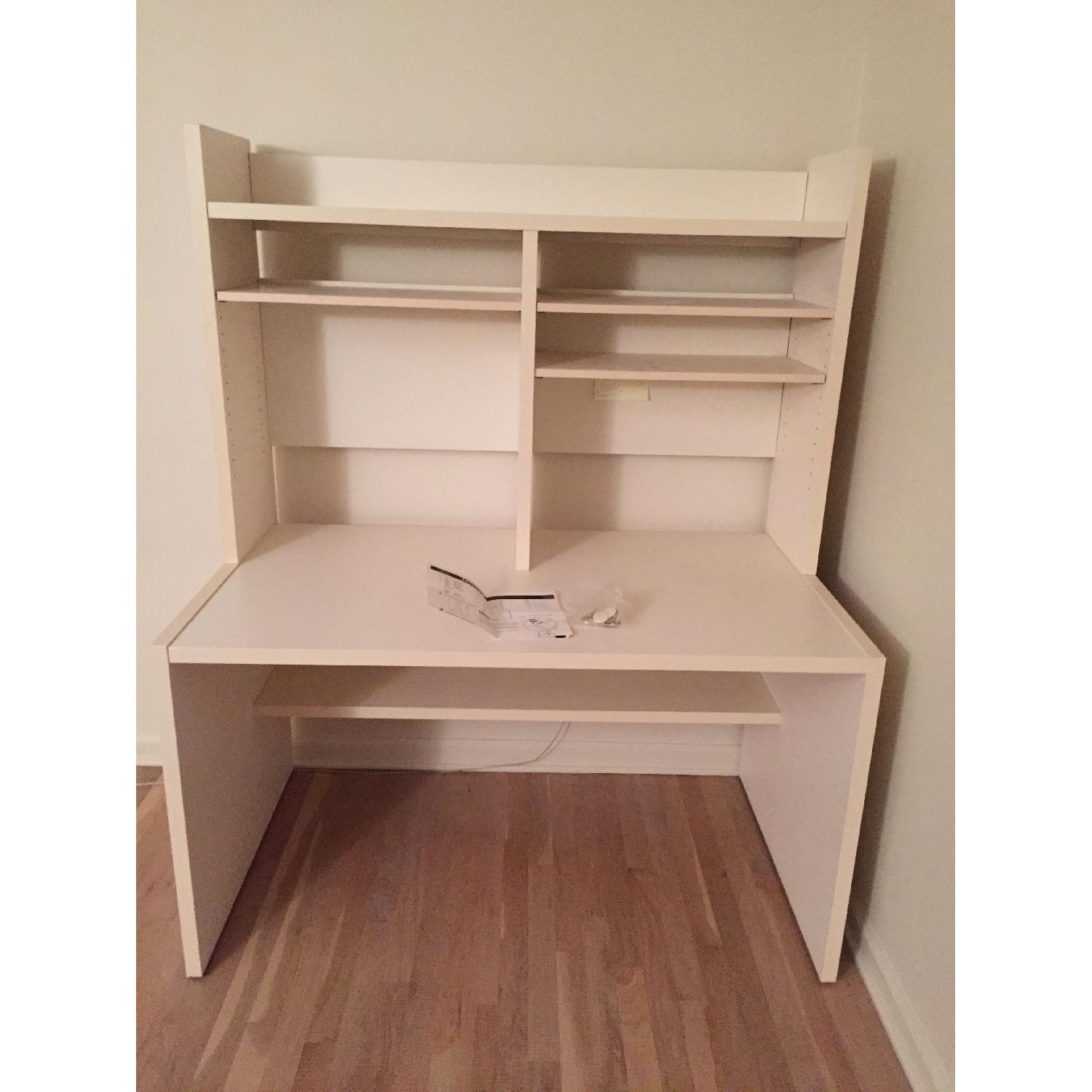 Techline Desk w/ Hutch - image-1