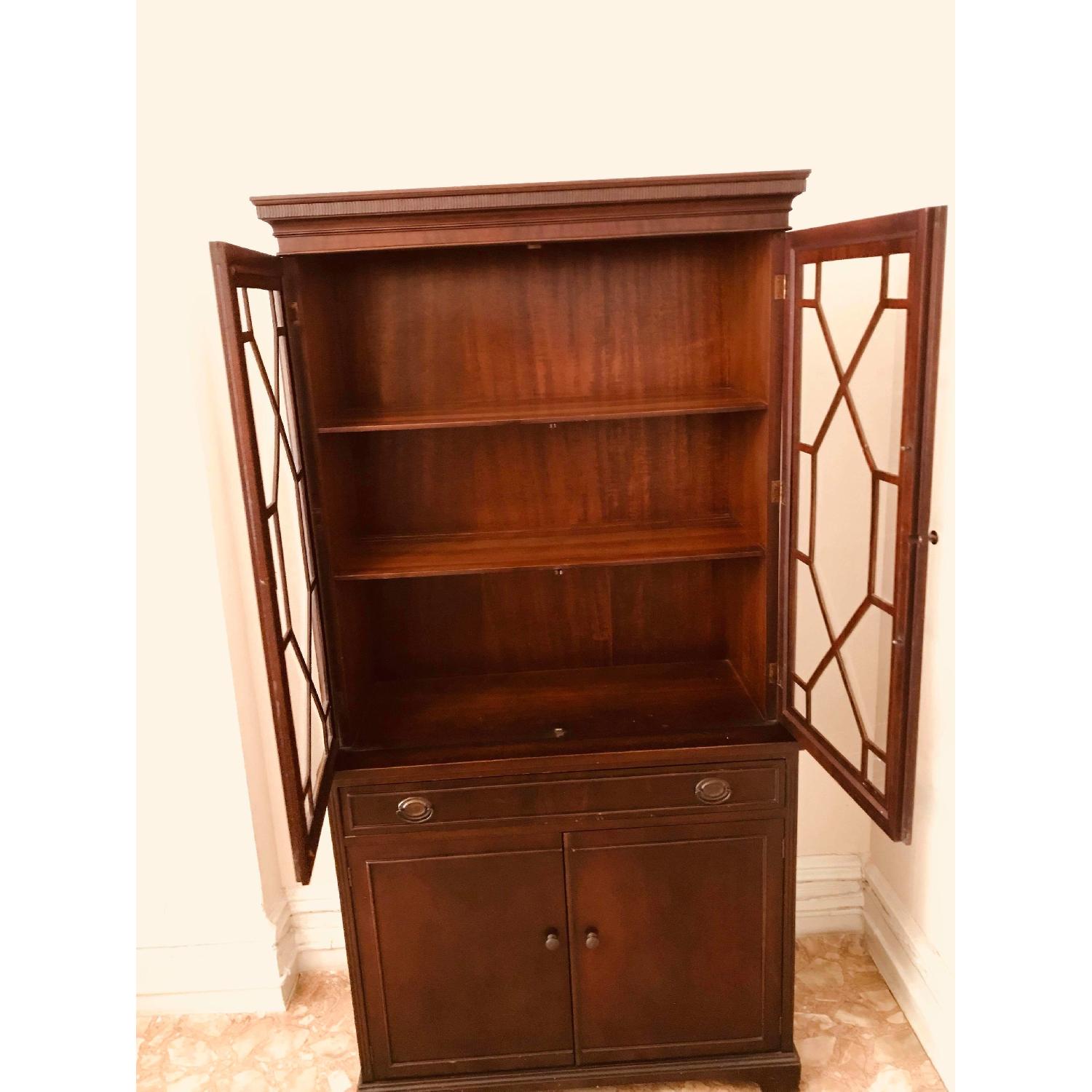 Antique 1930s Mahogany China Cabinet - image-7