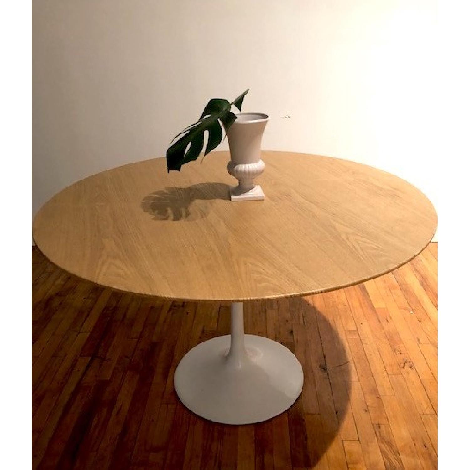Rove Concepts Mid Century Modern Round Tulip Dining Table - image-1