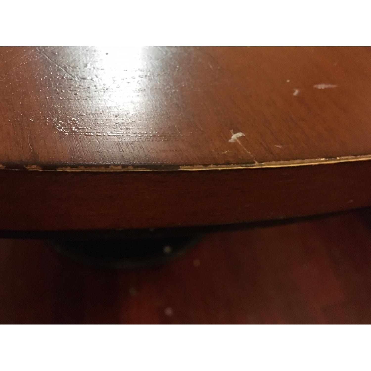 Coaster Boyer Contemporary Two-Tone Round Table - image-2